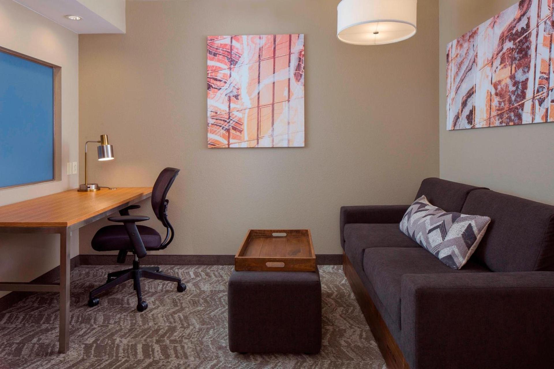 SpringHill Suites St. Louis Airport/Earth City photo 4