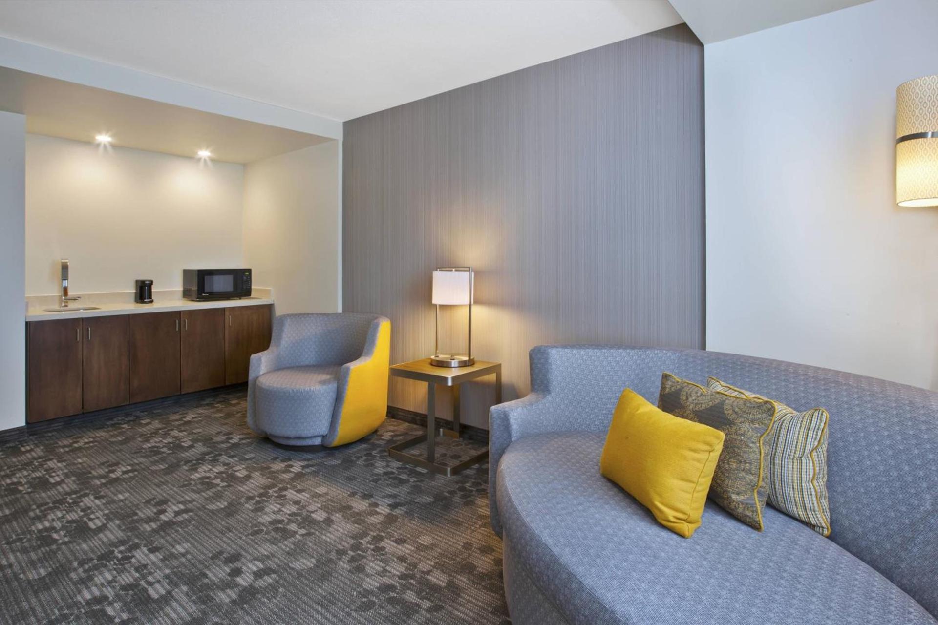 Courtyard by Marriott St. Joseph-Benton Harbor photo 18