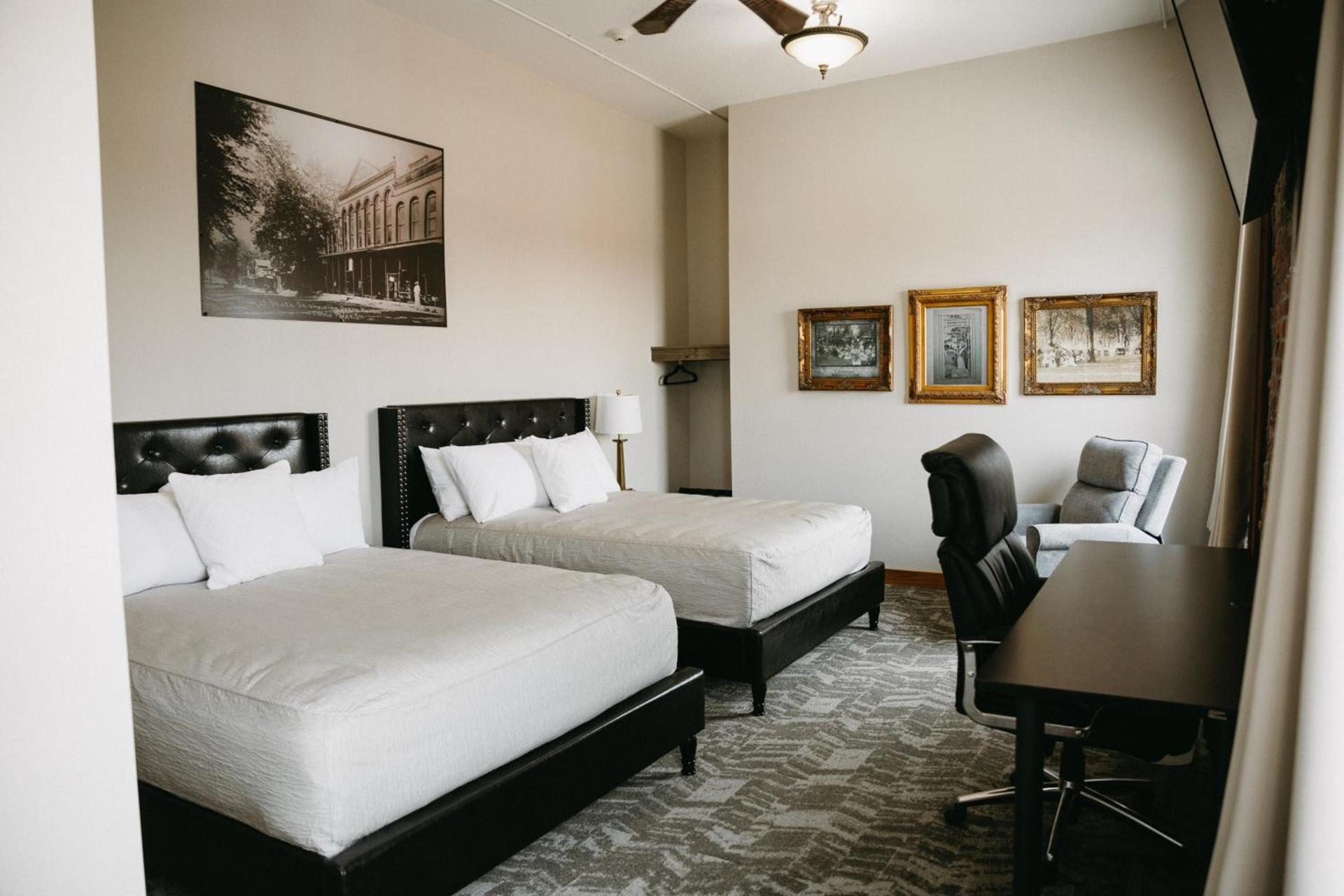 Bricktown Inn photo 33