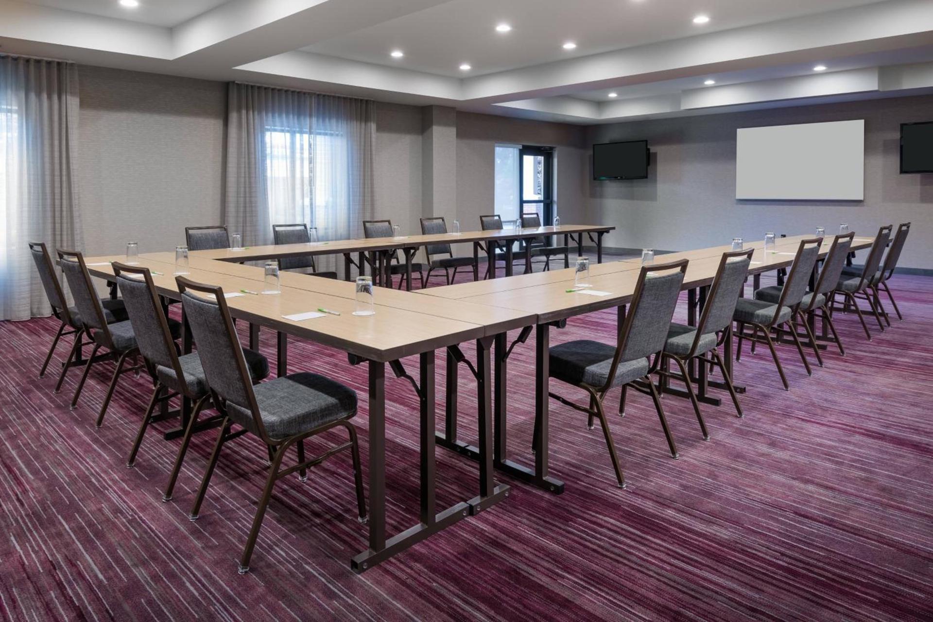 Courtyard by Marriott Buffalo Airport photo 47
