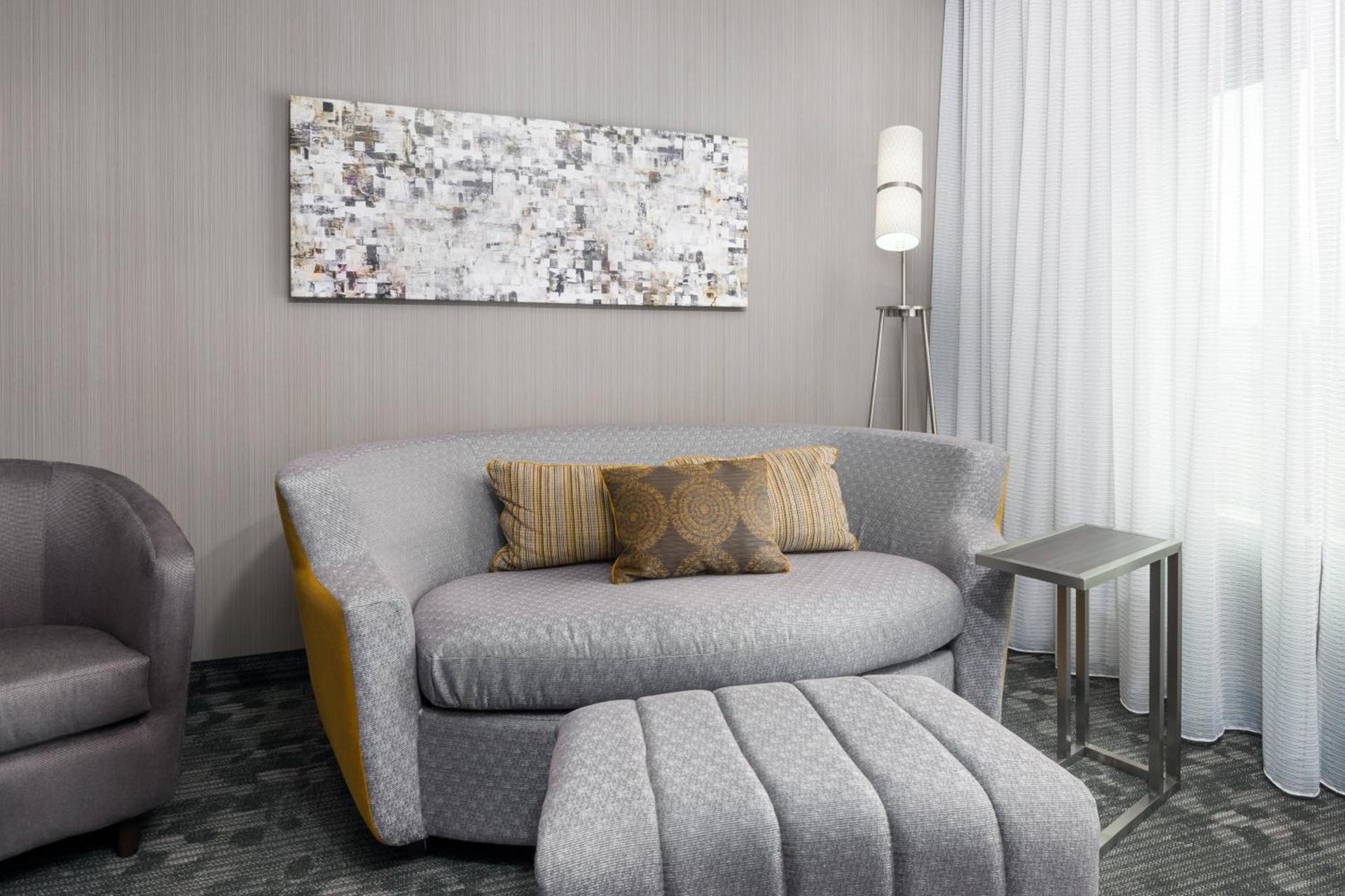 Courtyard by Marriott Buffalo Airport photo 11