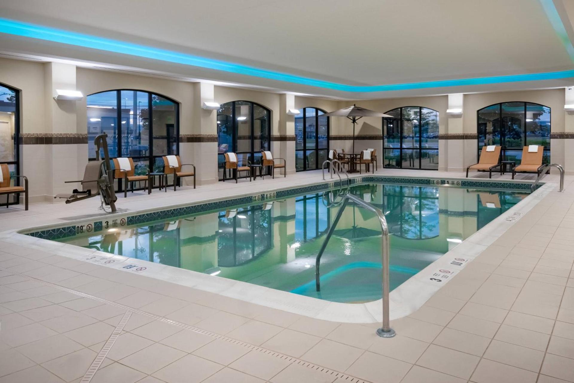 Courtyard by Marriott Buffalo Airport photo 40