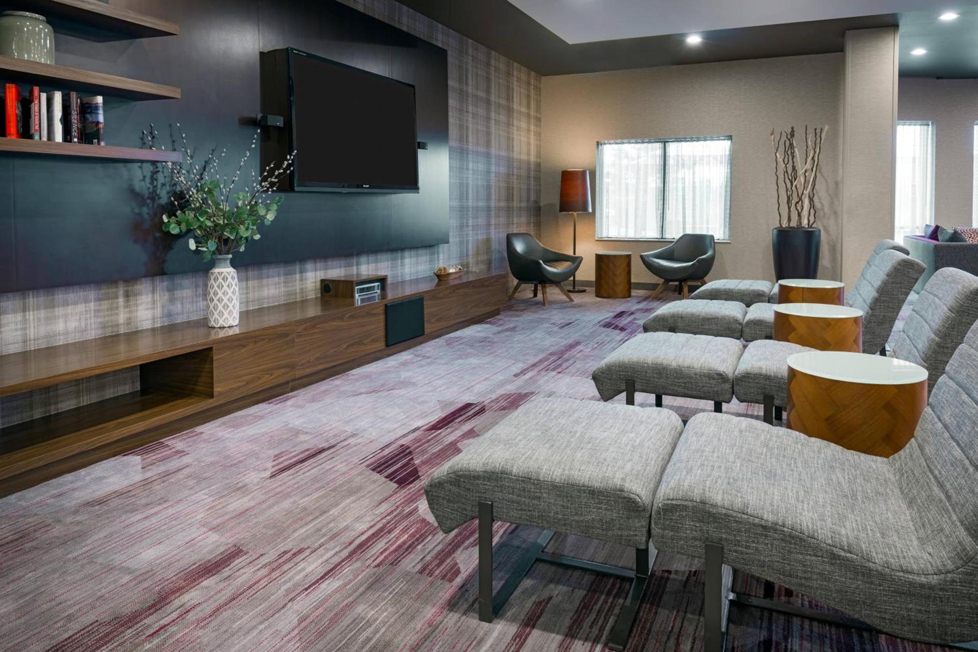 Courtyard by Marriott Buffalo Airport photo 5