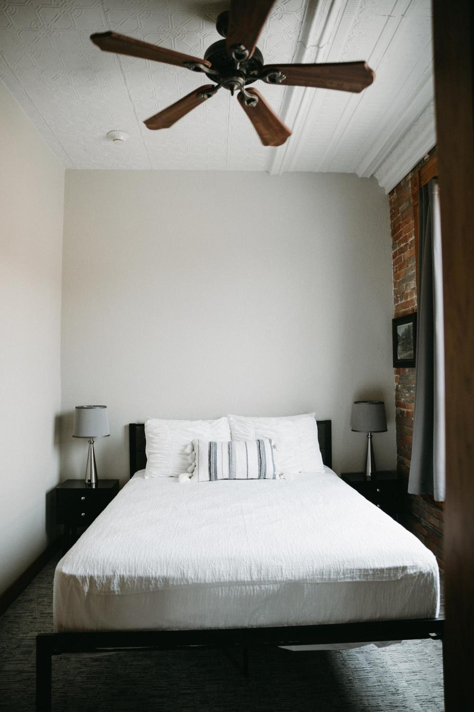 Bricktown Inn photo 64