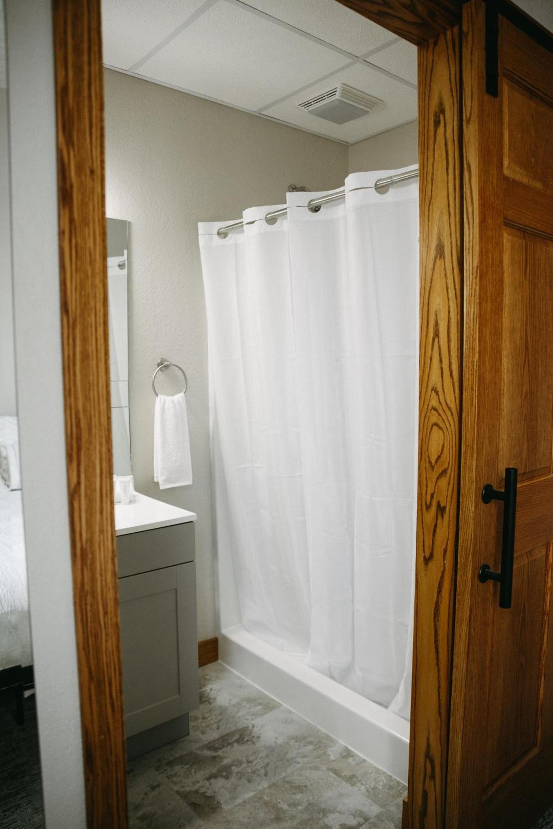 Bricktown Inn photo 65