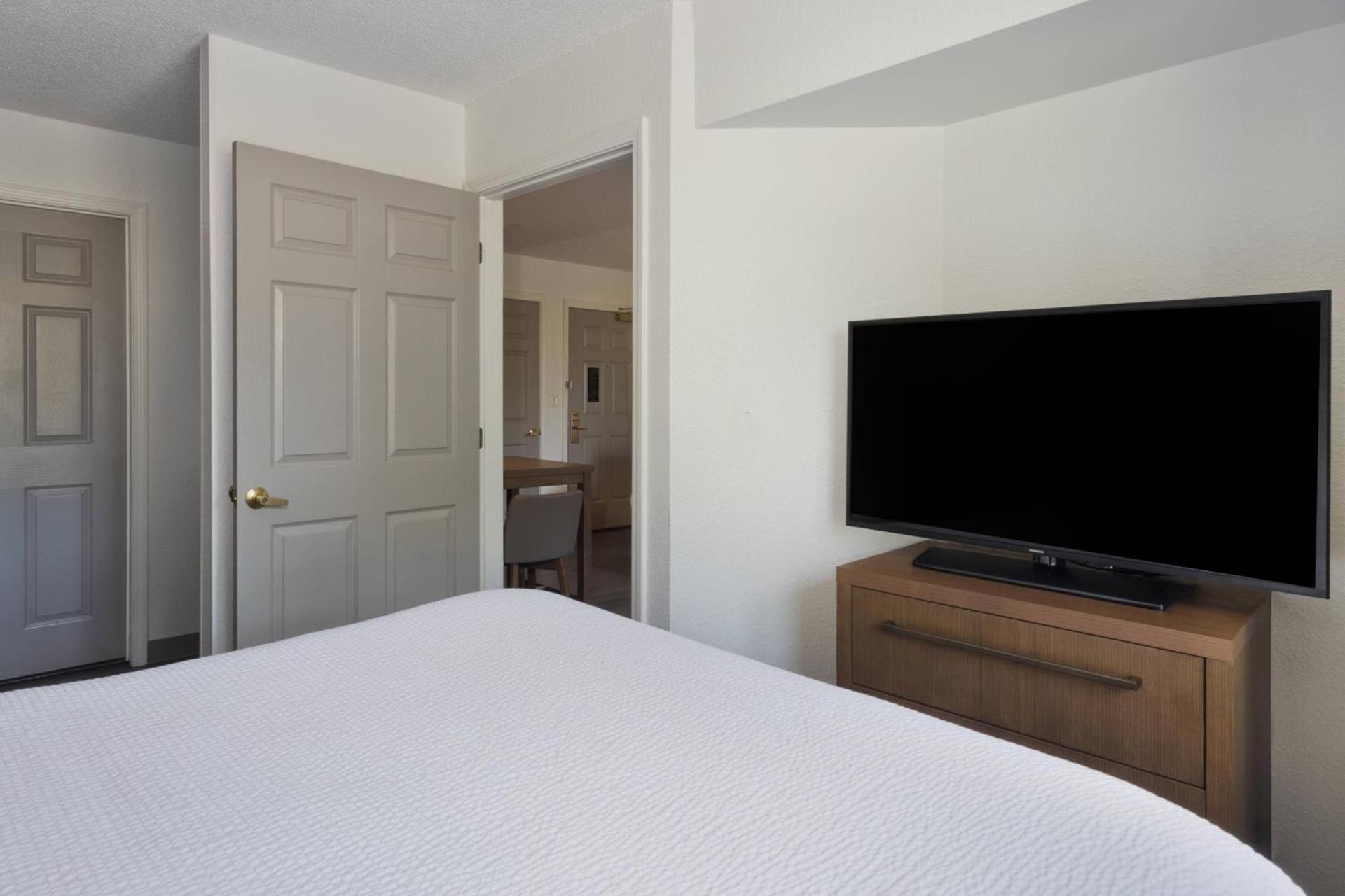 Residence Inn Columbus photo 11