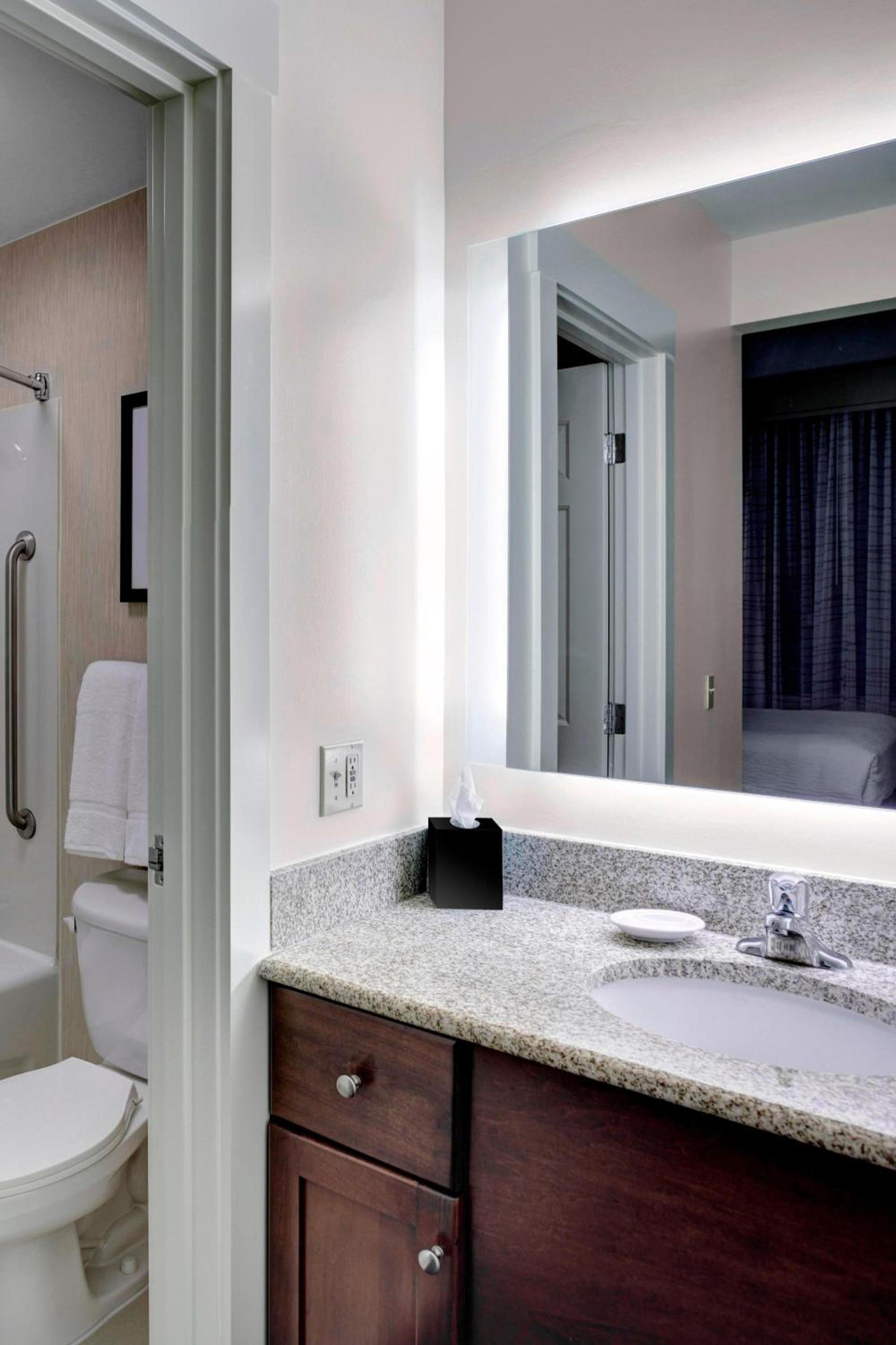 Residence Inn by Marriott Cleveland Downtown photo 16