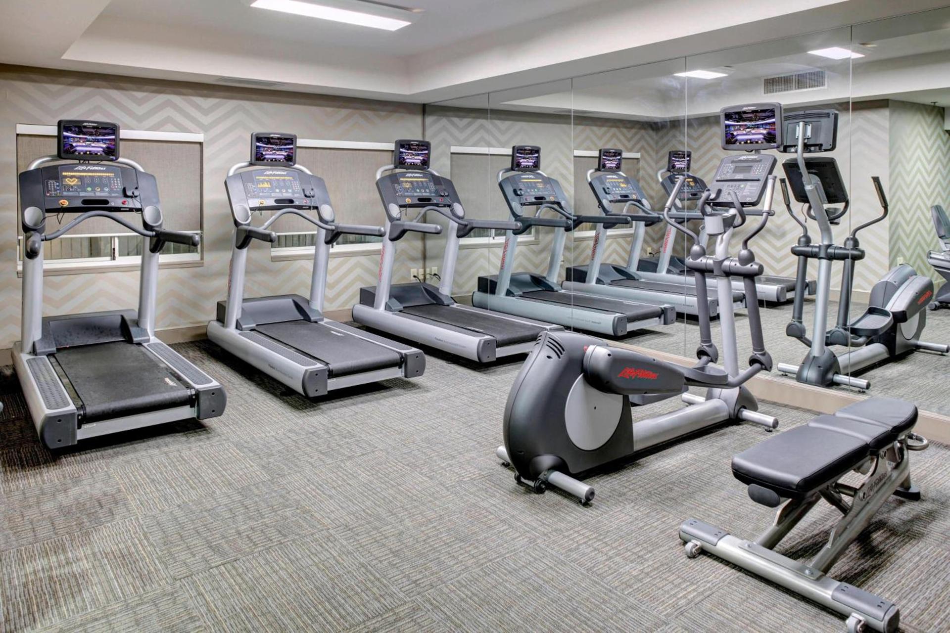 Residence Inn by Marriott Cleveland Independence photo 17