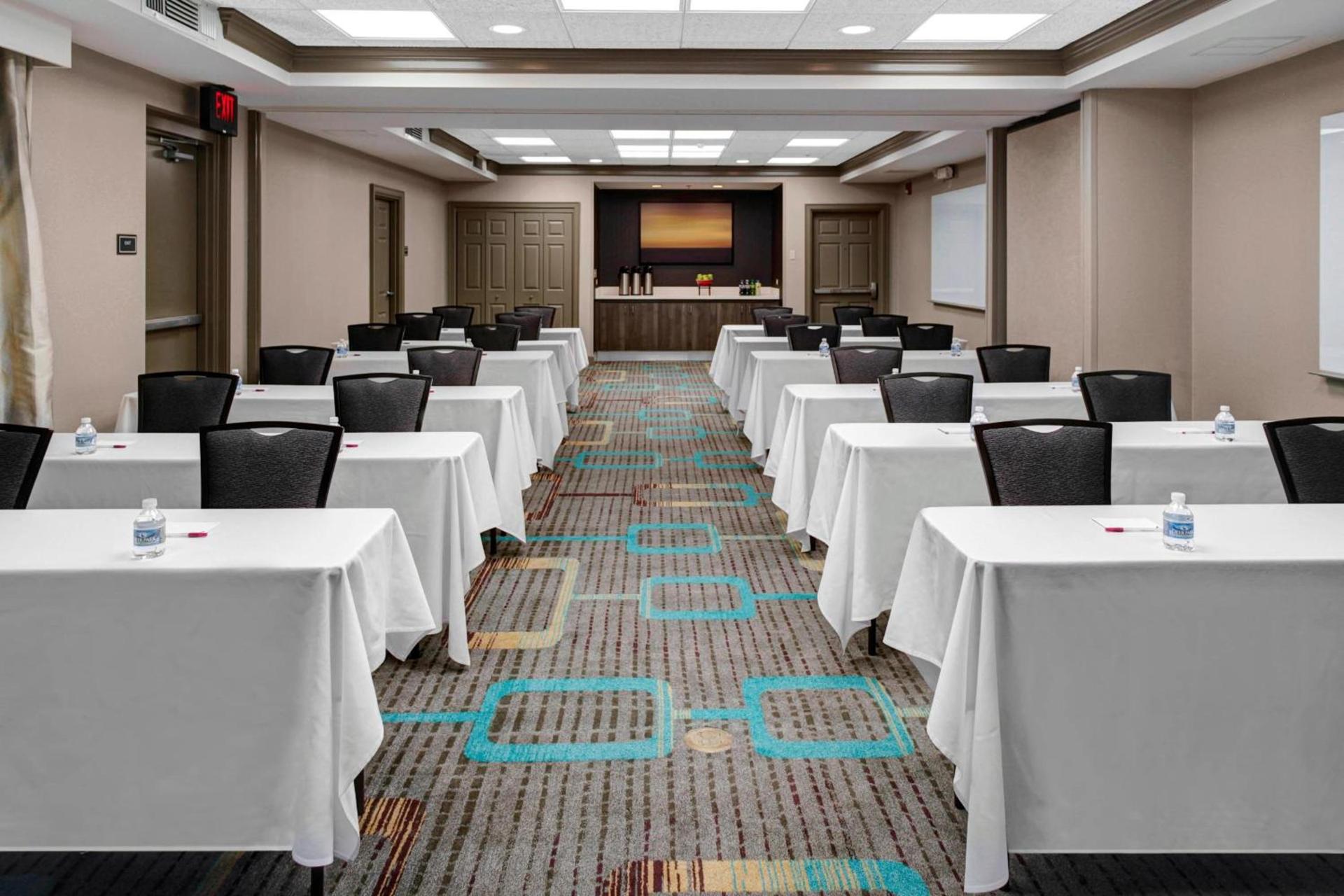 Residence Inn by Marriott Cleveland Independence photo 19