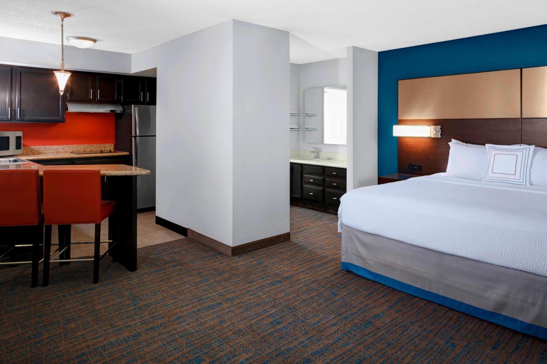 Residence Inn by Marriott Cleveland Independence photo 5