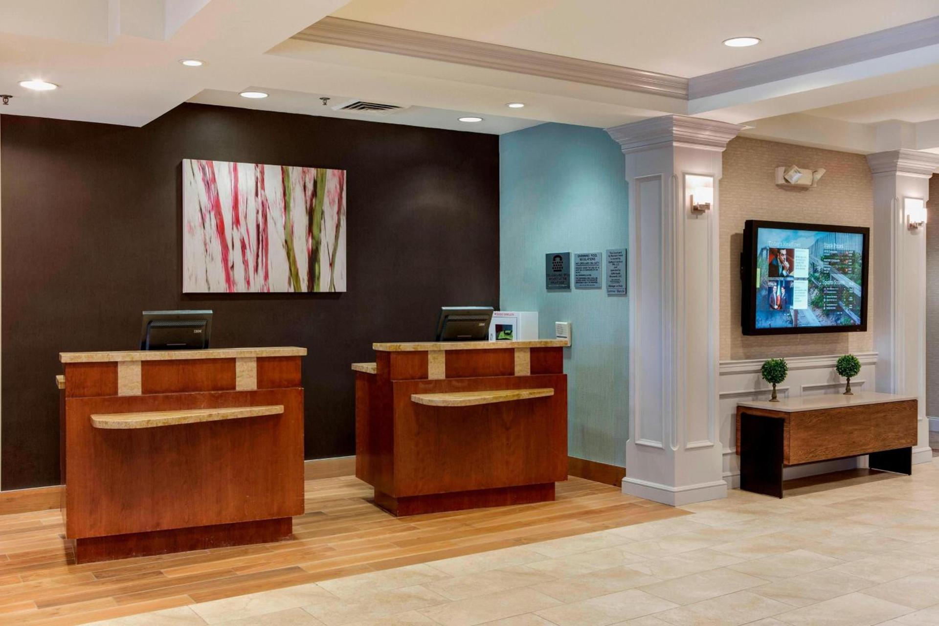 Courtyard by Marriot Cranbury South Brunswick photo 3