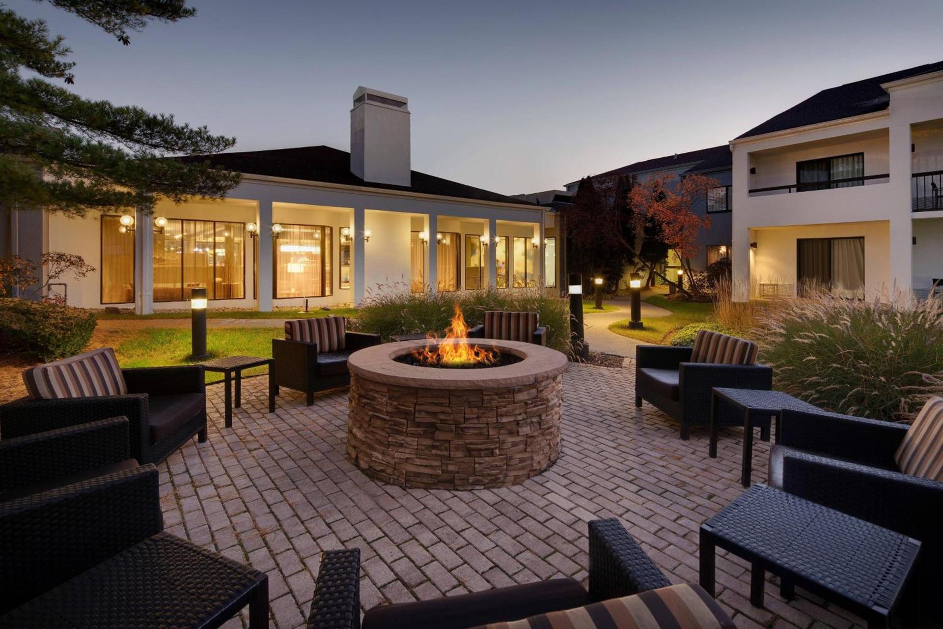 Courtyard Detroit Southfield photo 17