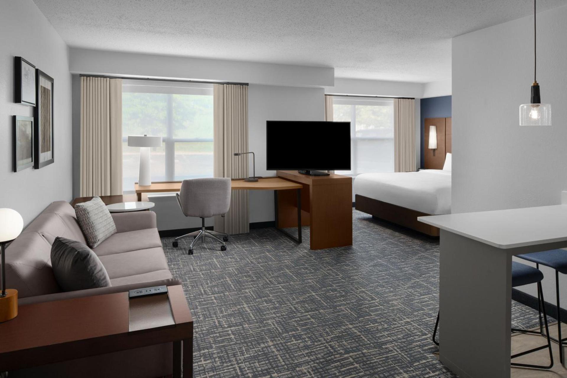 Residence Inn by Marriott Holland photo 8