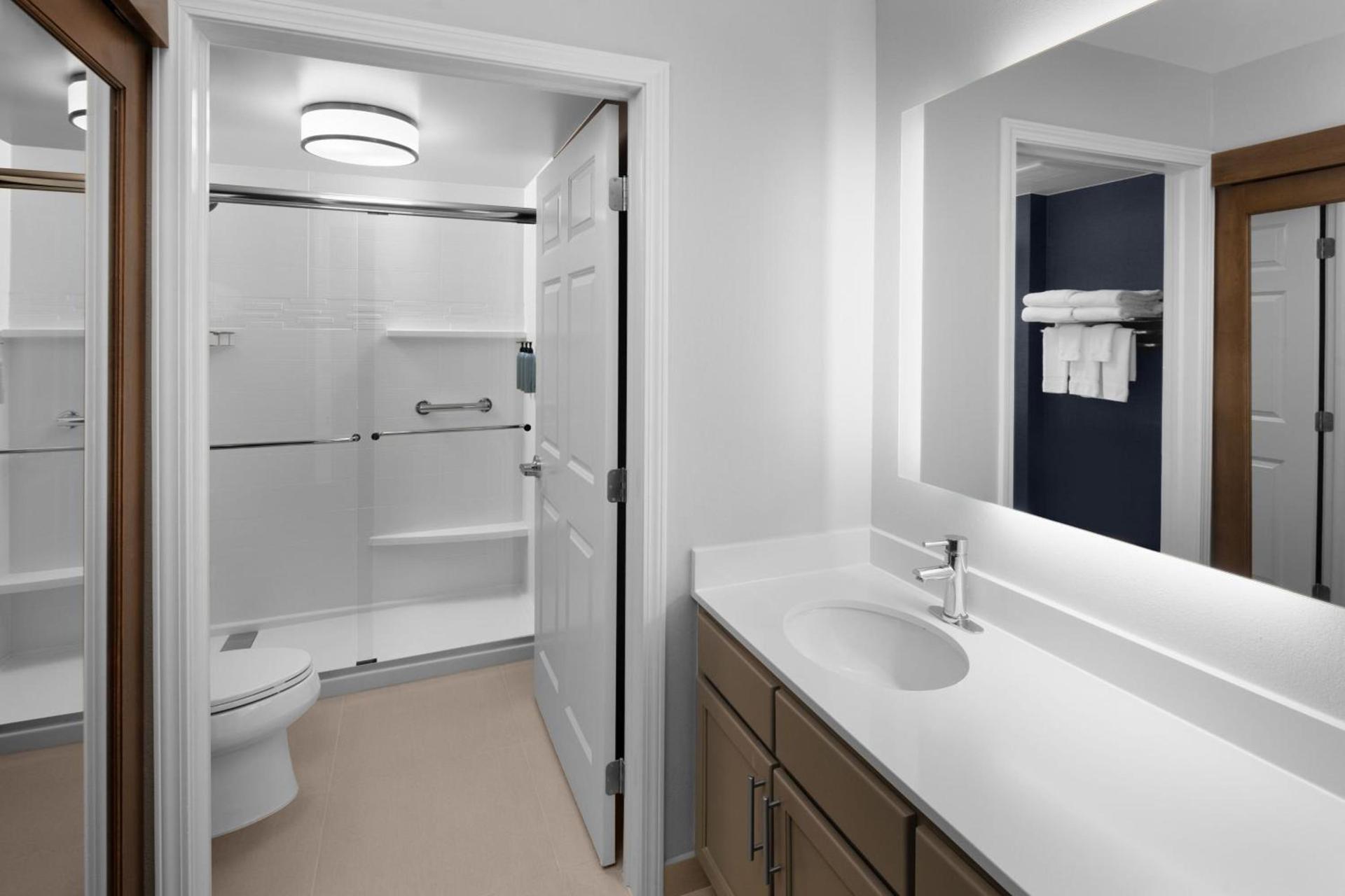 Residence Inn by Marriott Holland photo 14