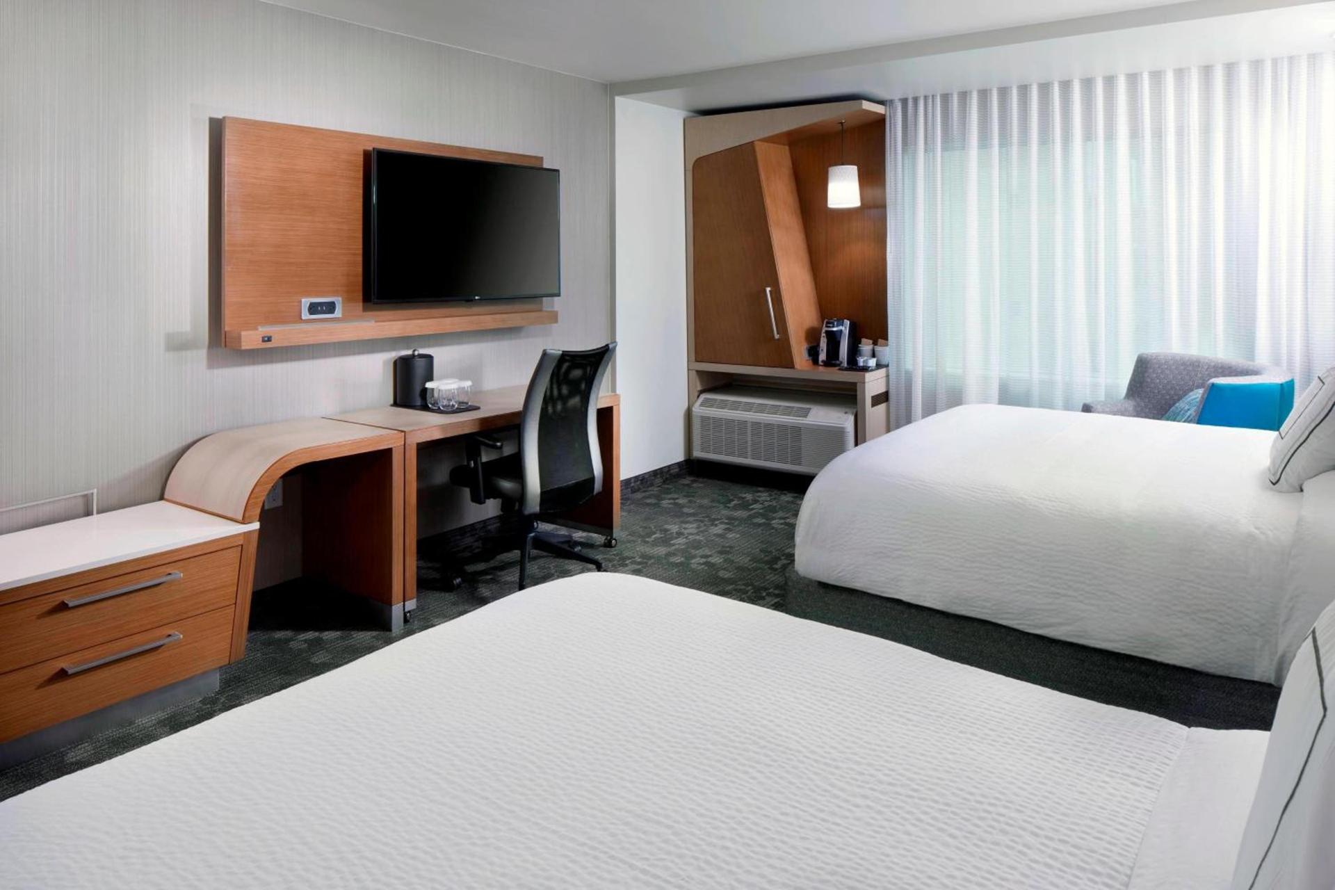 Courtyard by Marriott Houston Intercontinental Airport photo 6