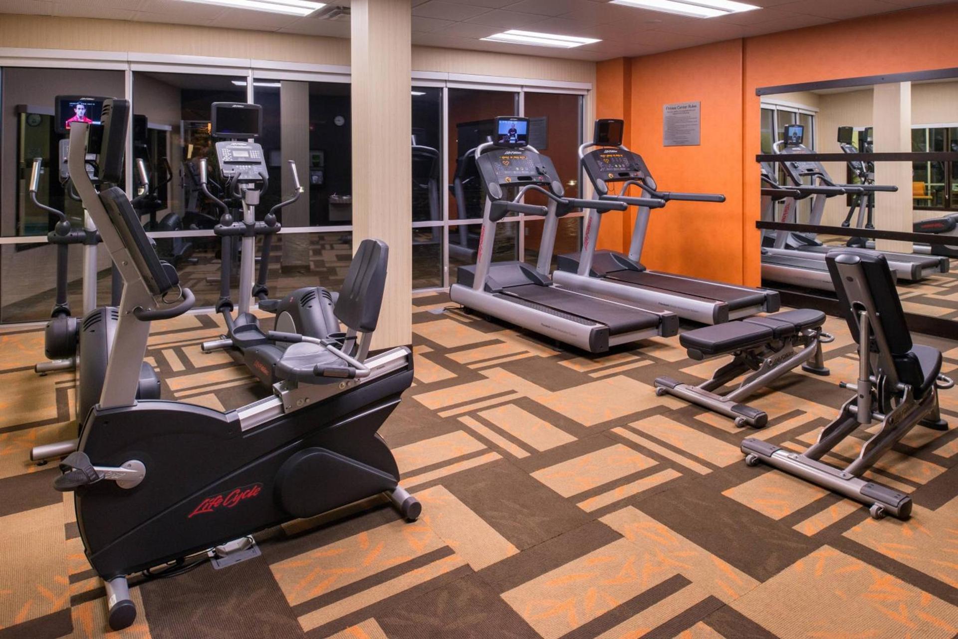 Courtyard by Marriott Hot Springs photo 25