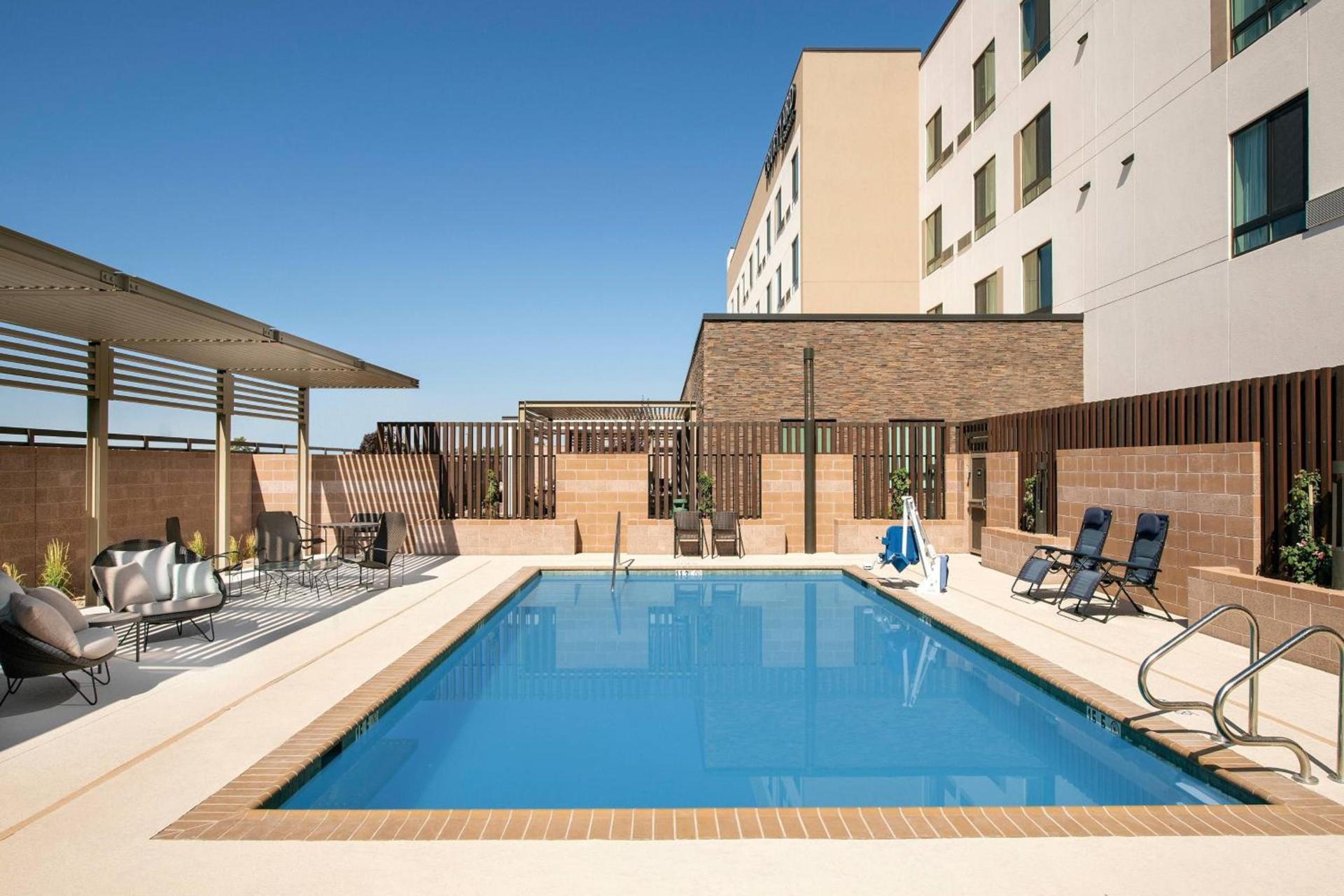 Courtyard by Marriott Las Cruces at NMSU photo 39