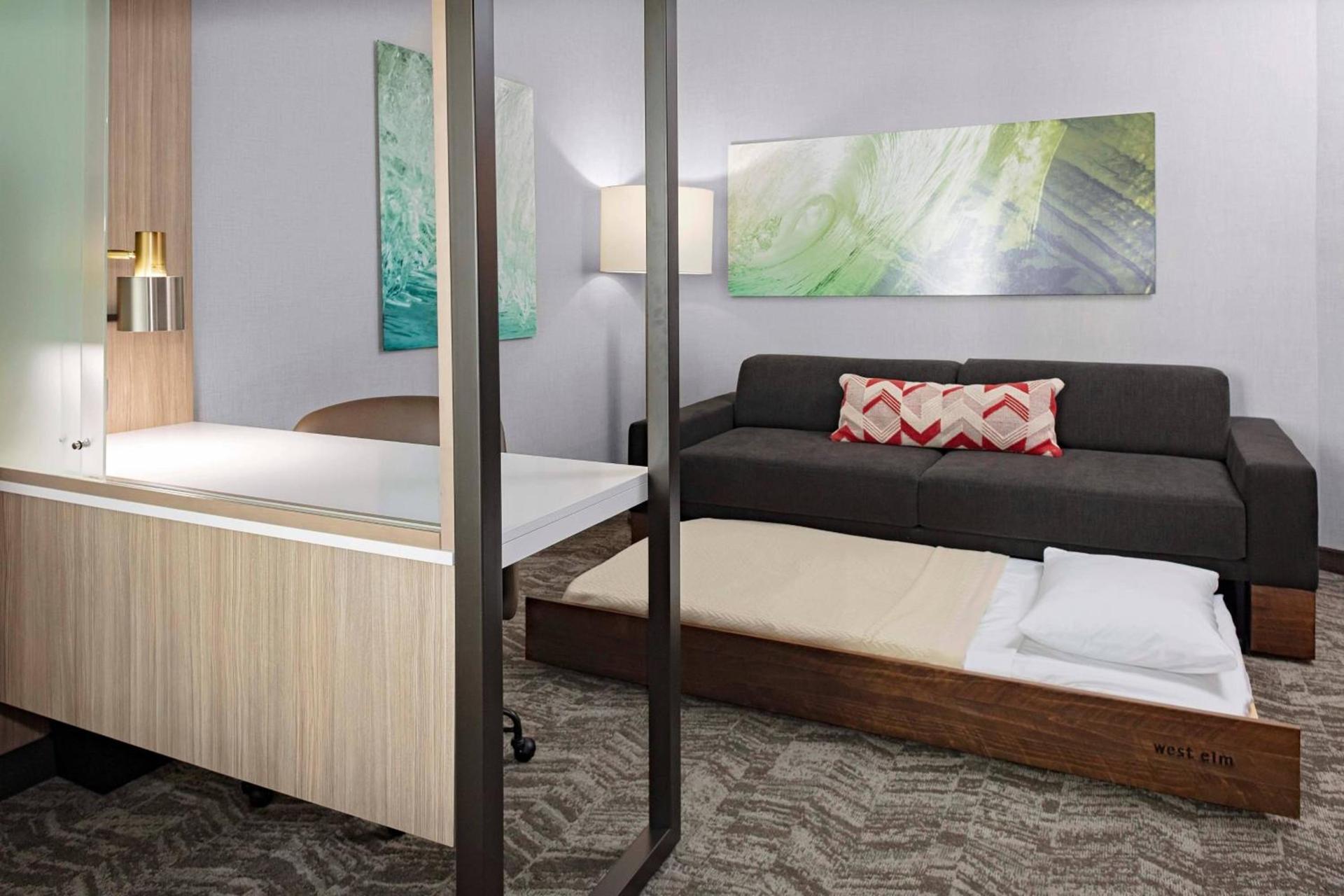 SpringHill Suites by Marriott Kansas City Plaza photo 5