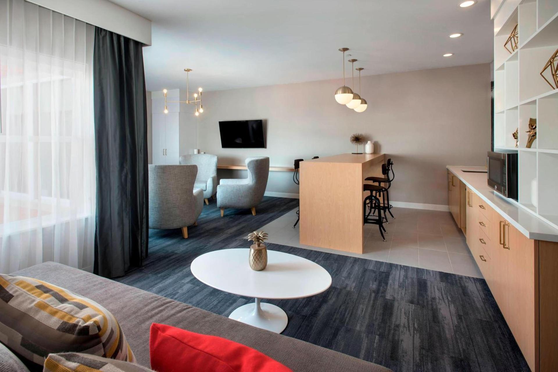 Residence Inn by Marriott New York Long Island East End photo 8