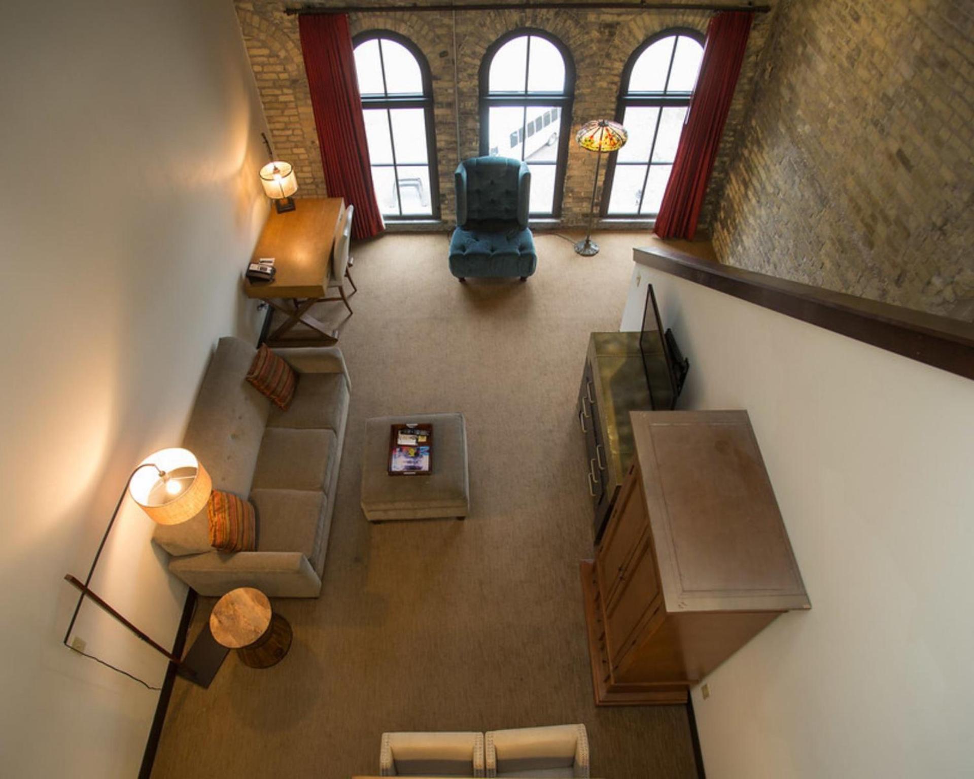 Brewhouse Inn and Suites photo 4