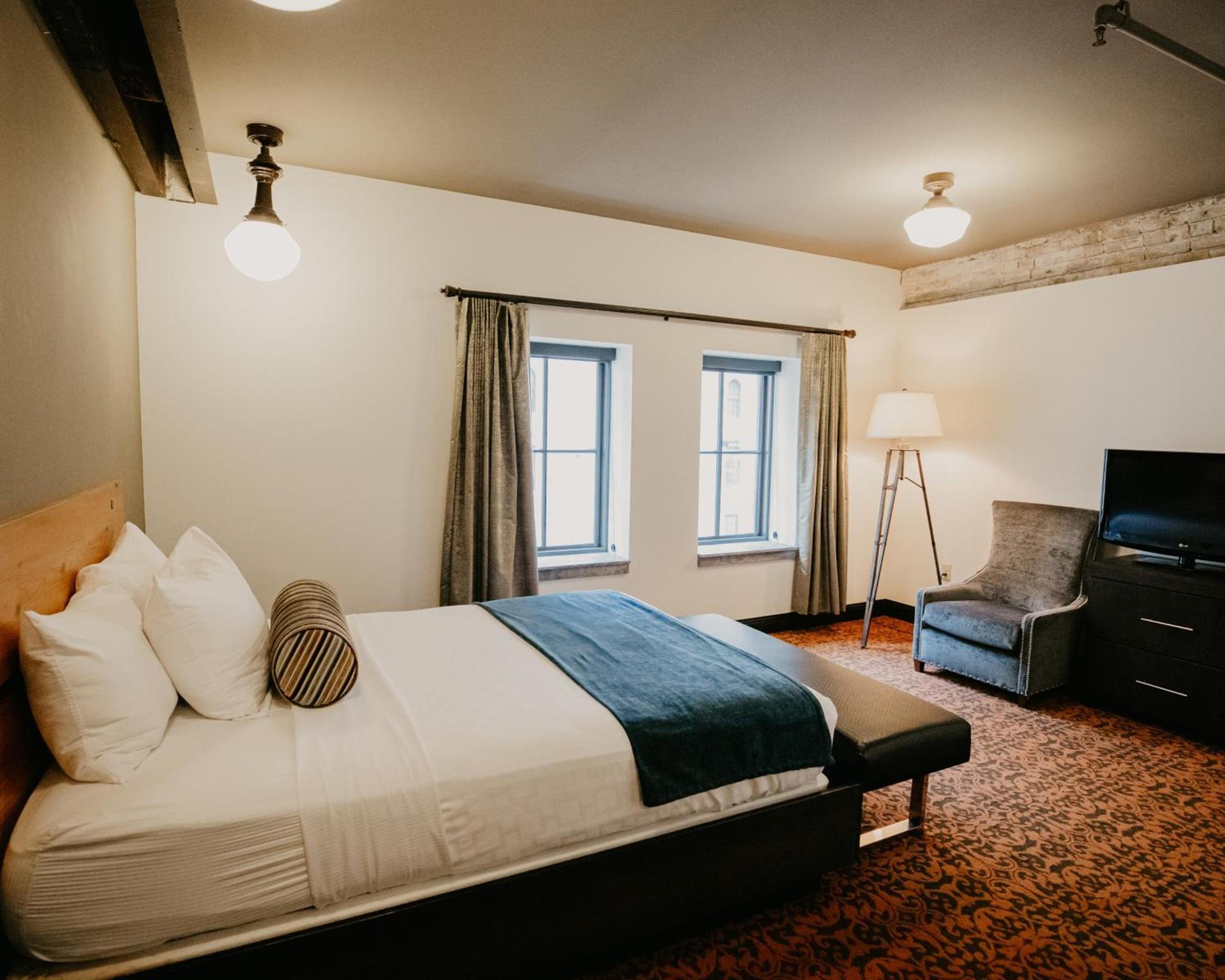 Brewhouse Inn and Suites photo 30