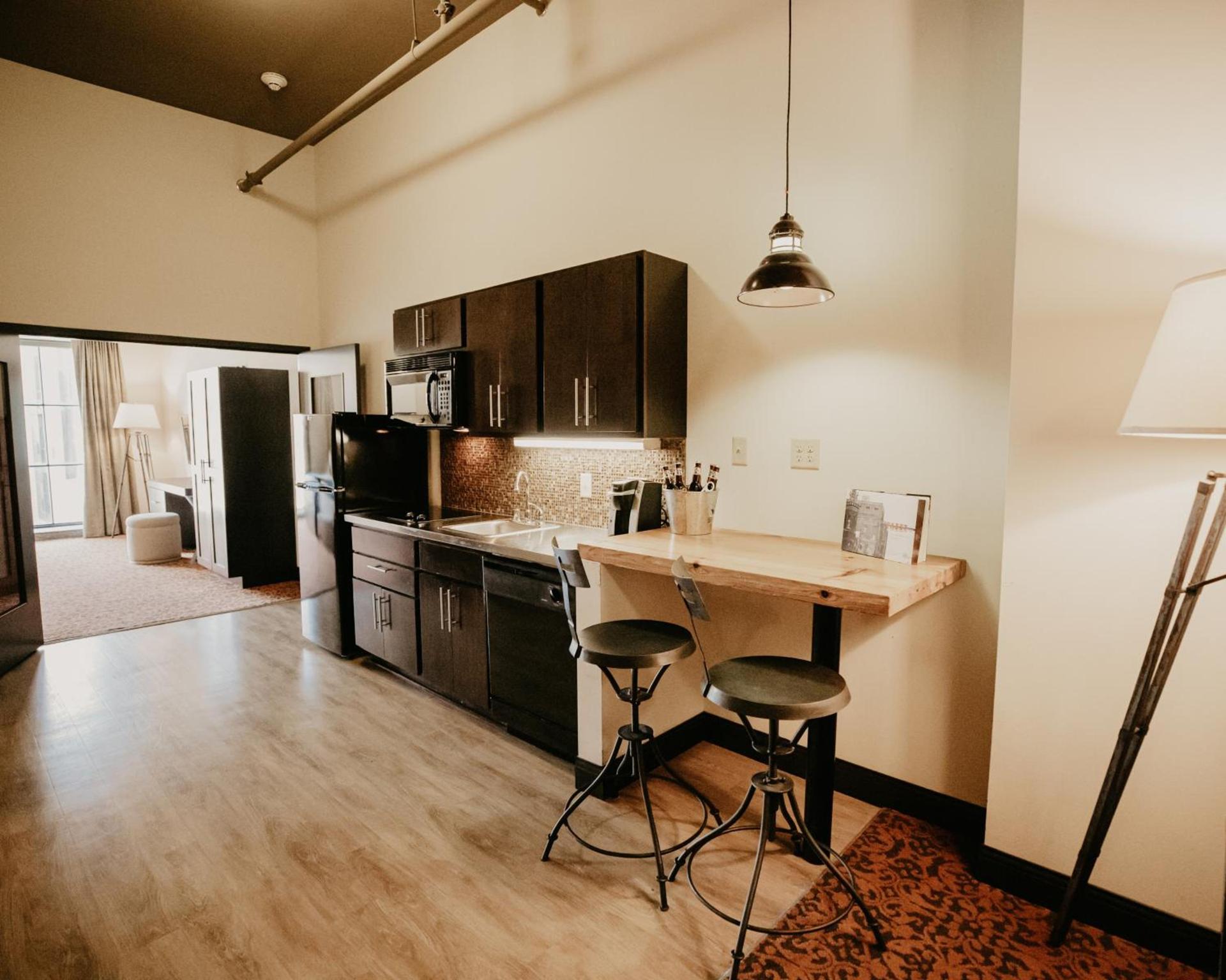 Brewhouse Inn and Suites photo 54