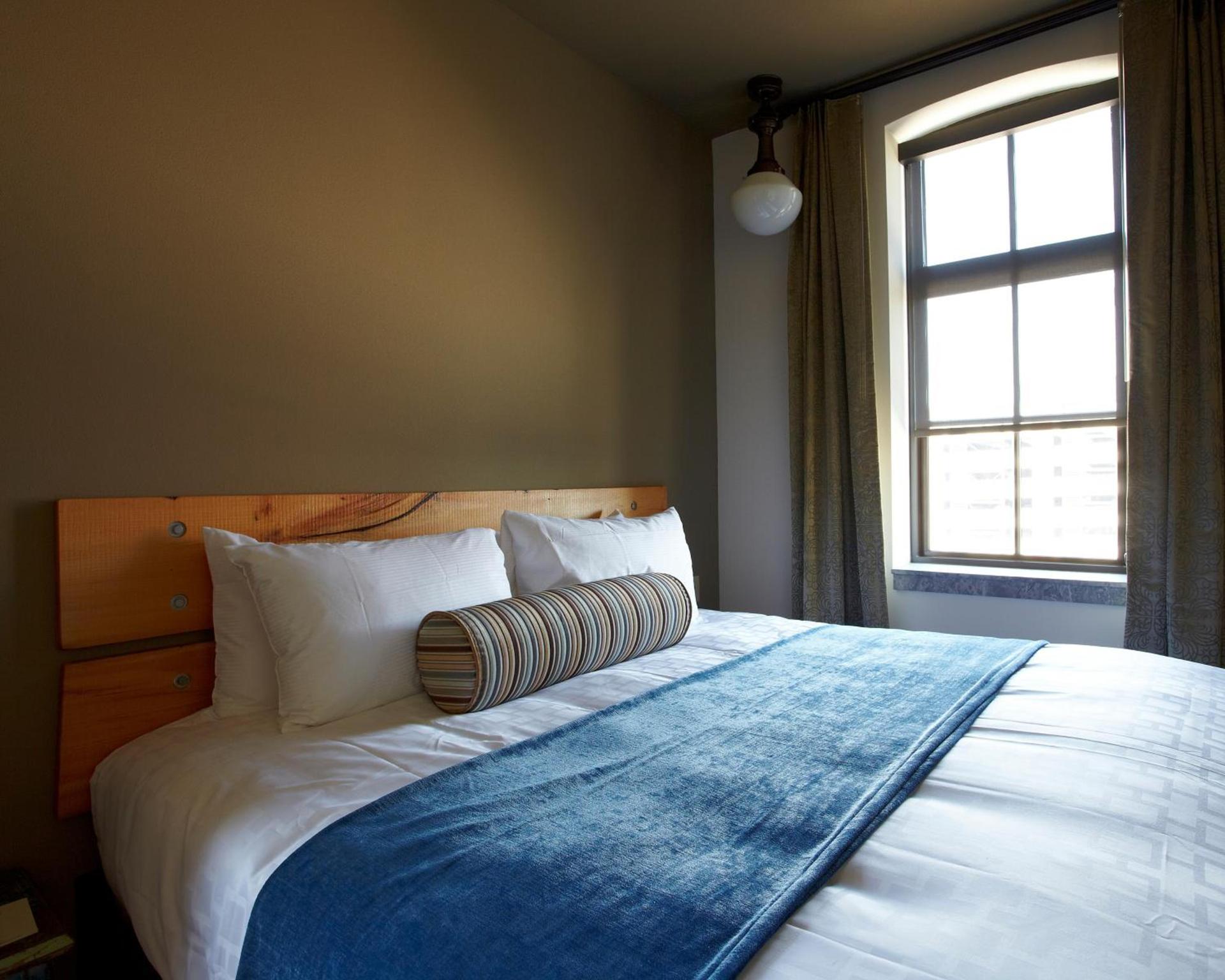 Brewhouse Inn and Suites photo 38