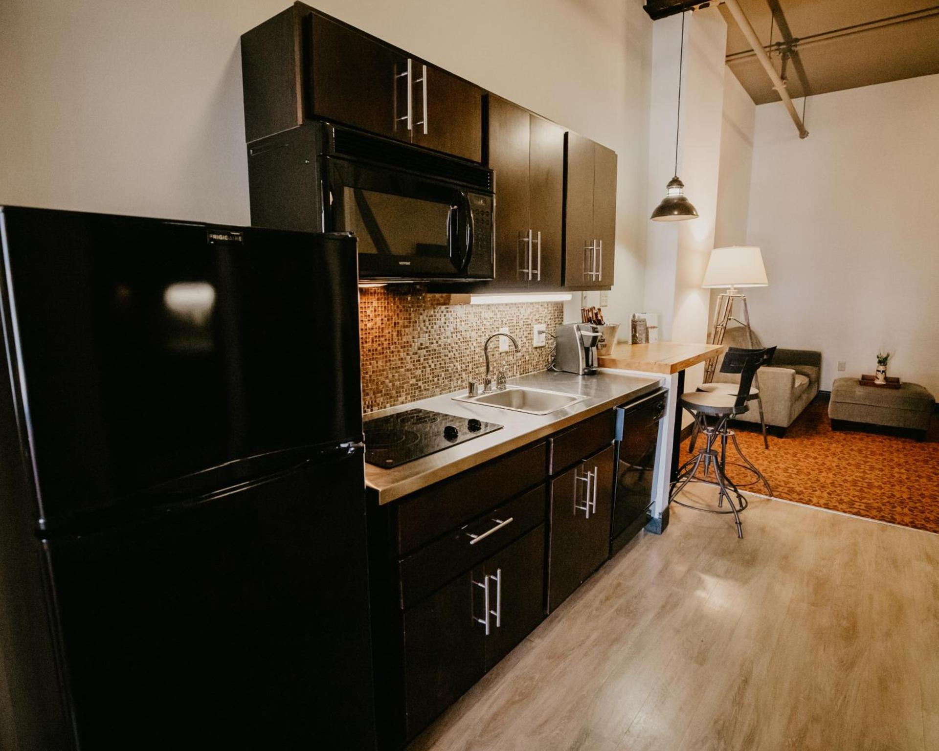 Brewhouse Inn and Suites photo 45