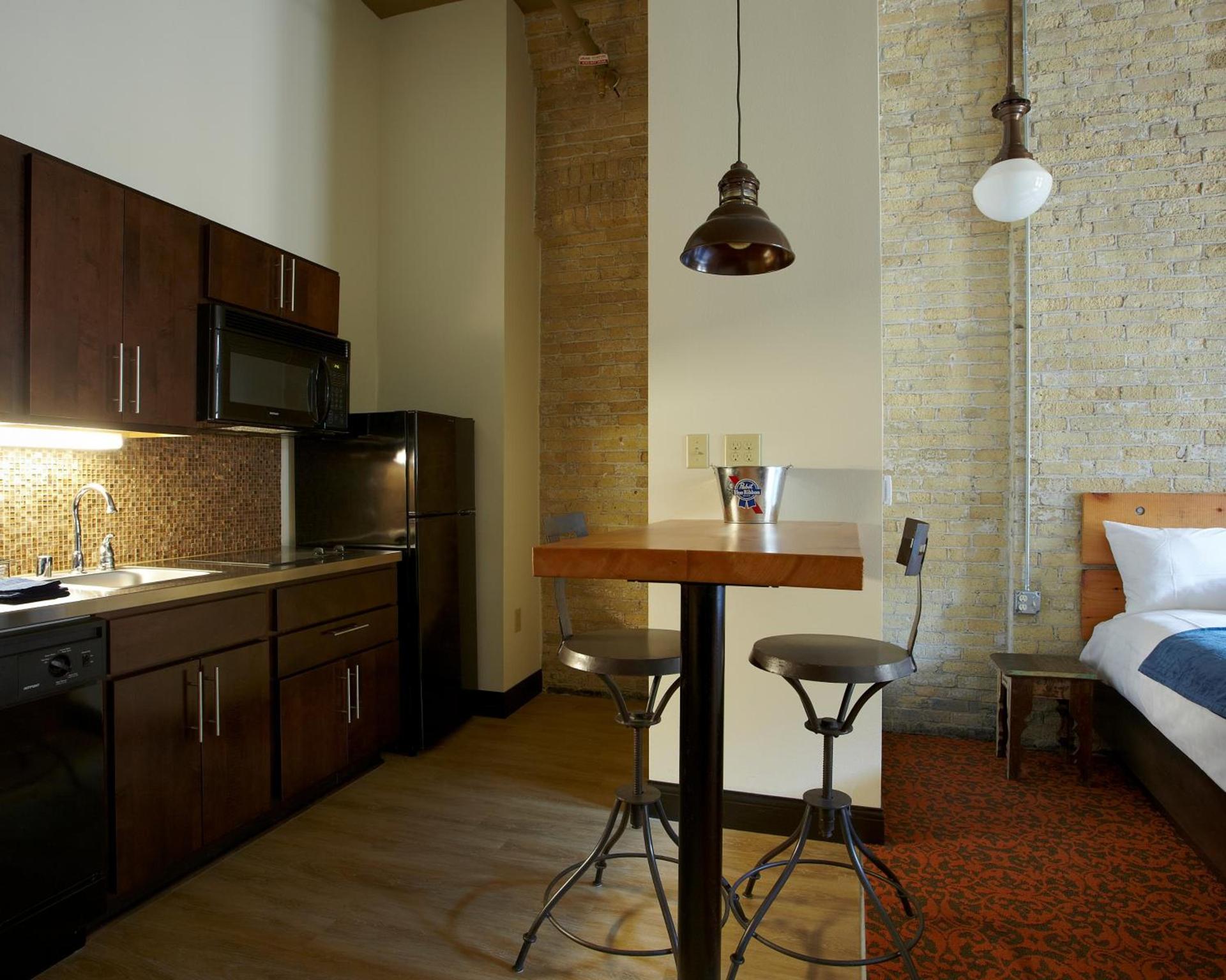 Brewhouse Inn and Suites photo 62