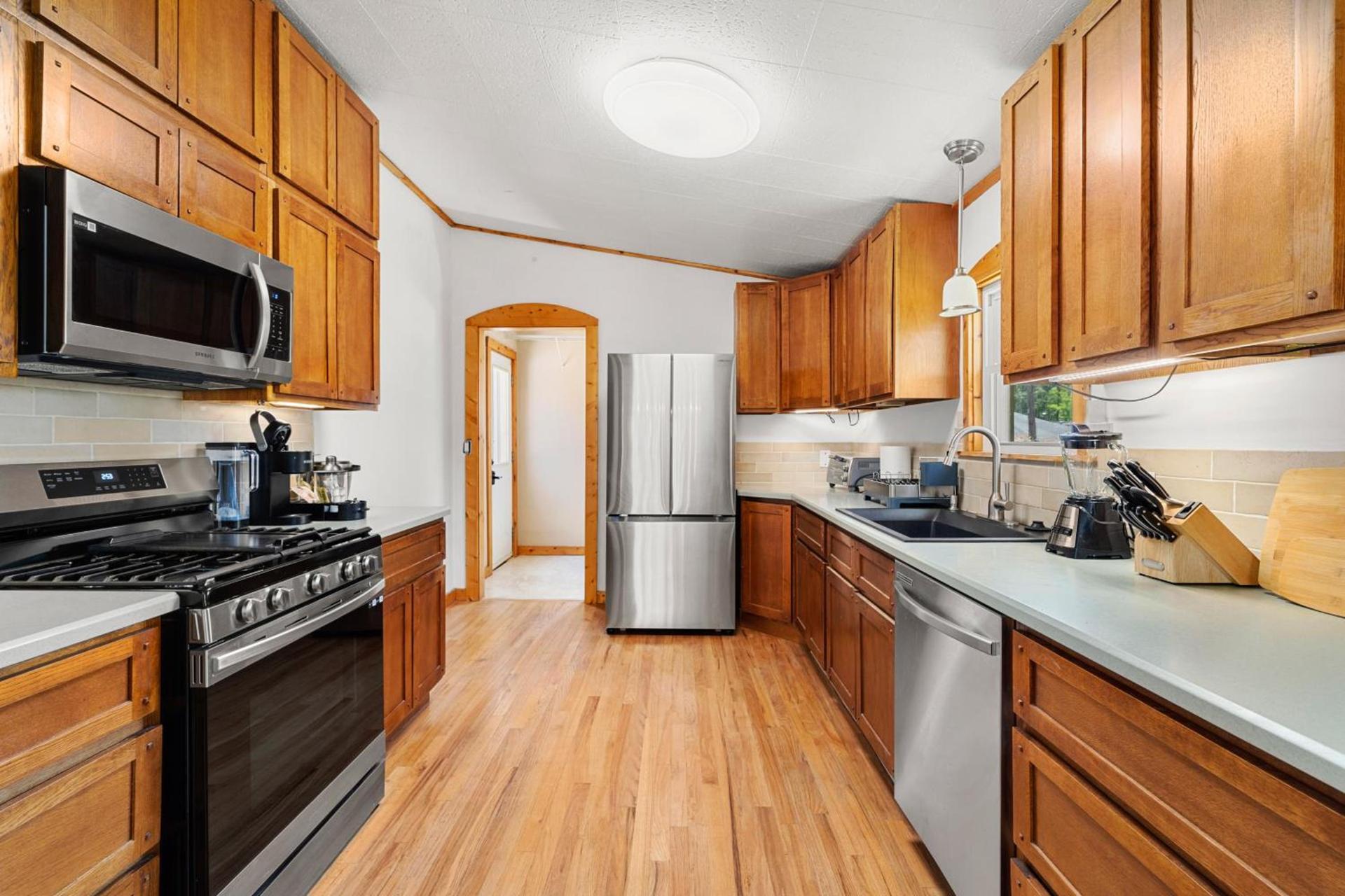 CedarWood Inn photo 41