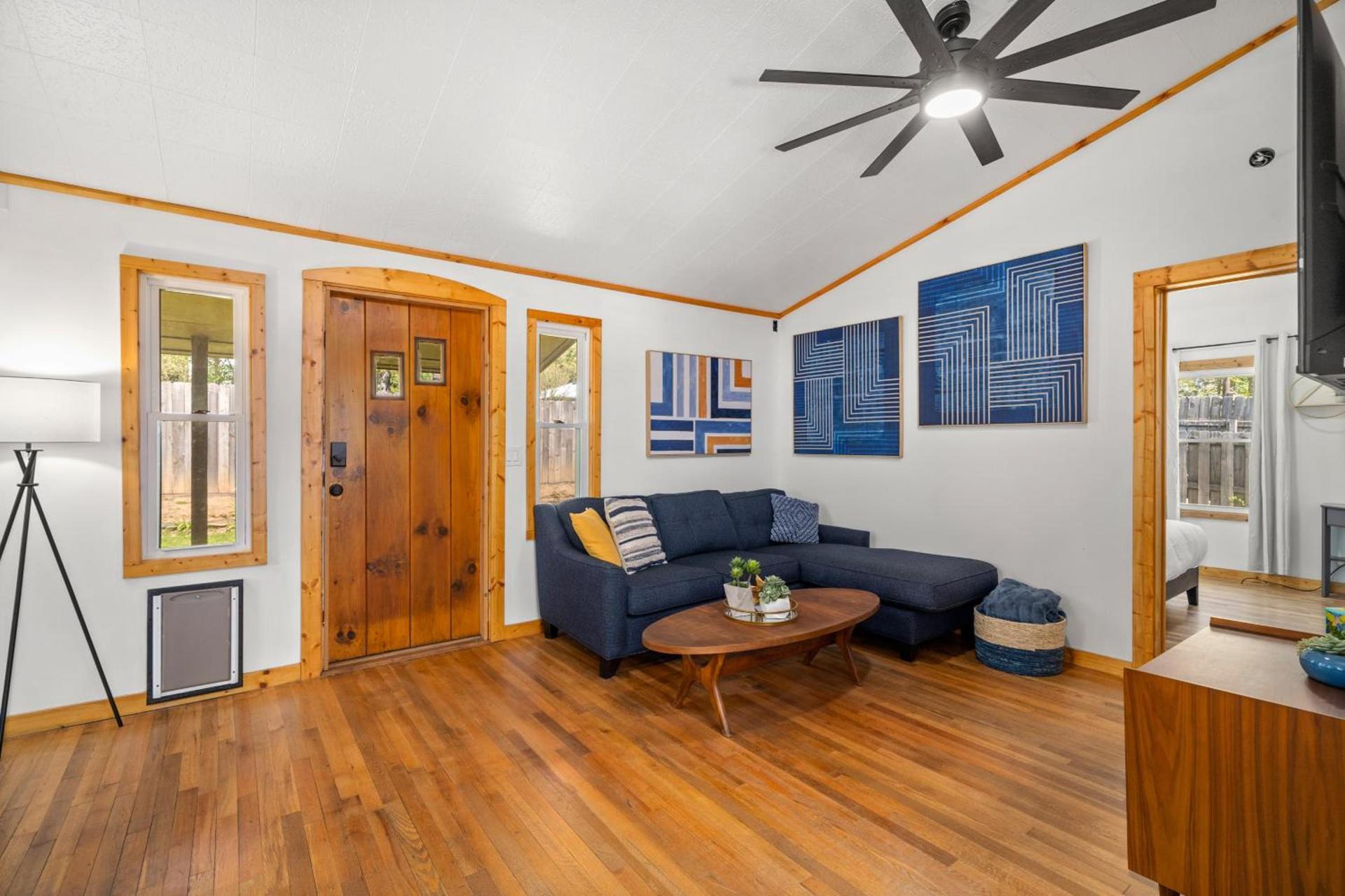 CedarWood Inn photo 43