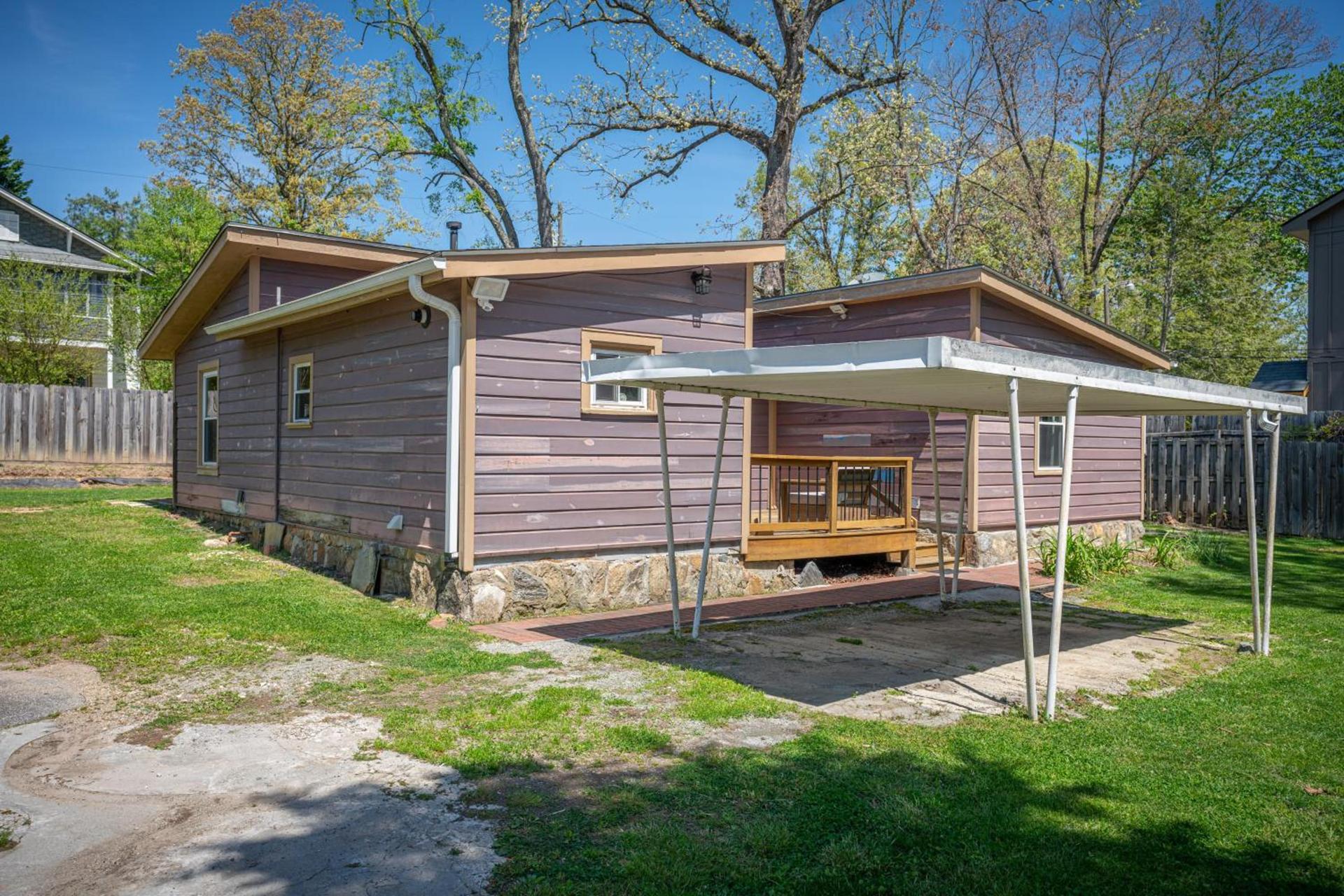 CedarWood Inn photo 47