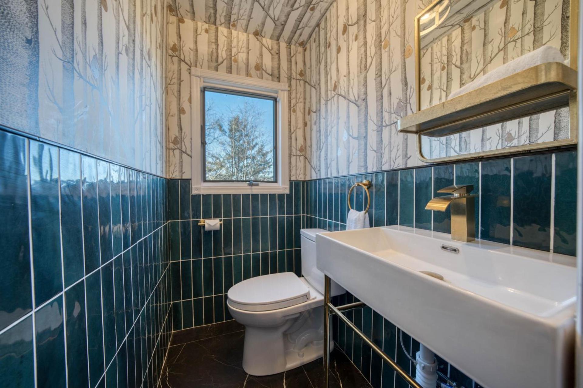The Haüs Windham - Spacious Suites, Hot Tub, Mountain Views! photo 6