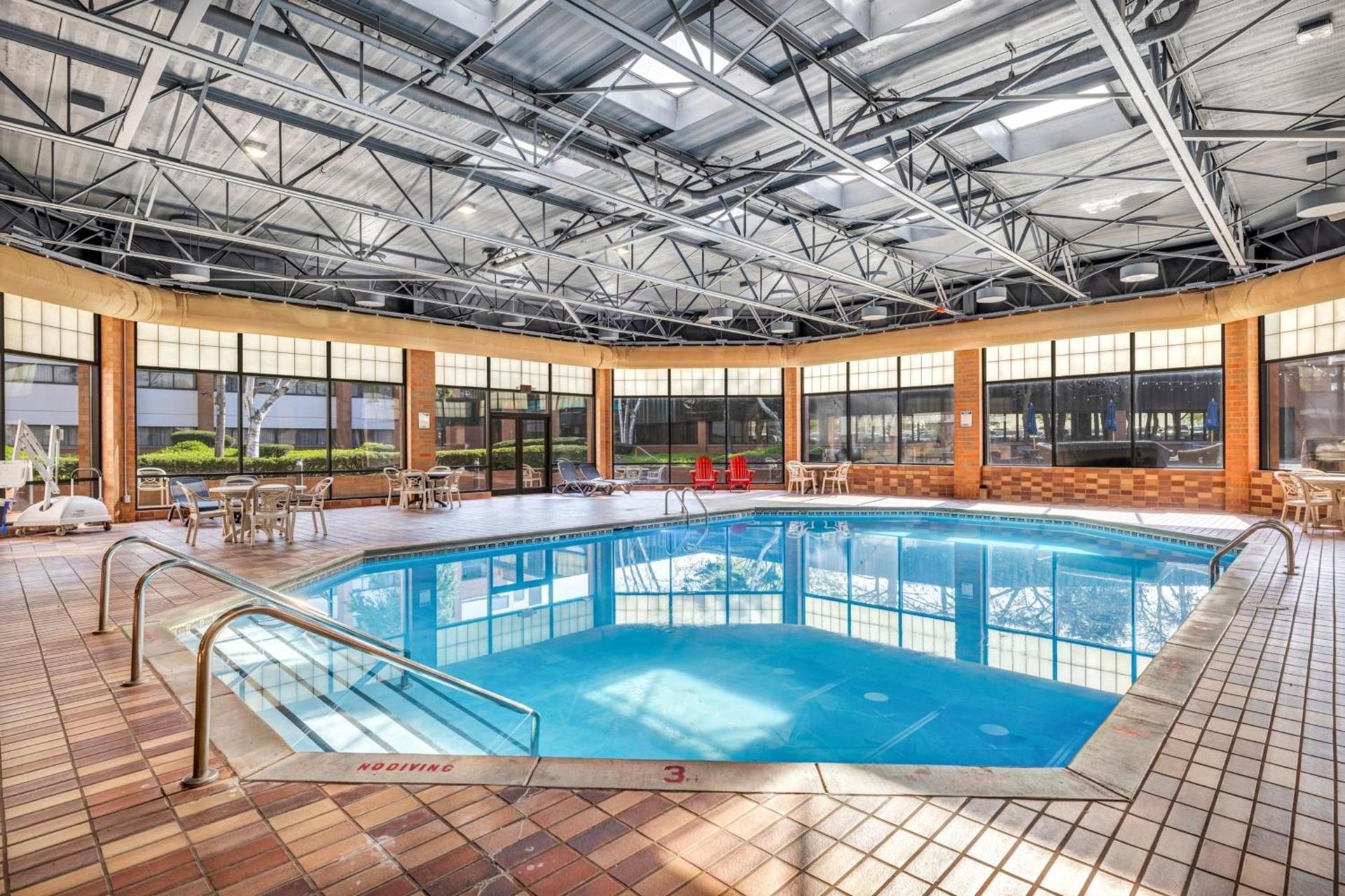 Delta Hotels by Marriott Mount Pleasant photo 42