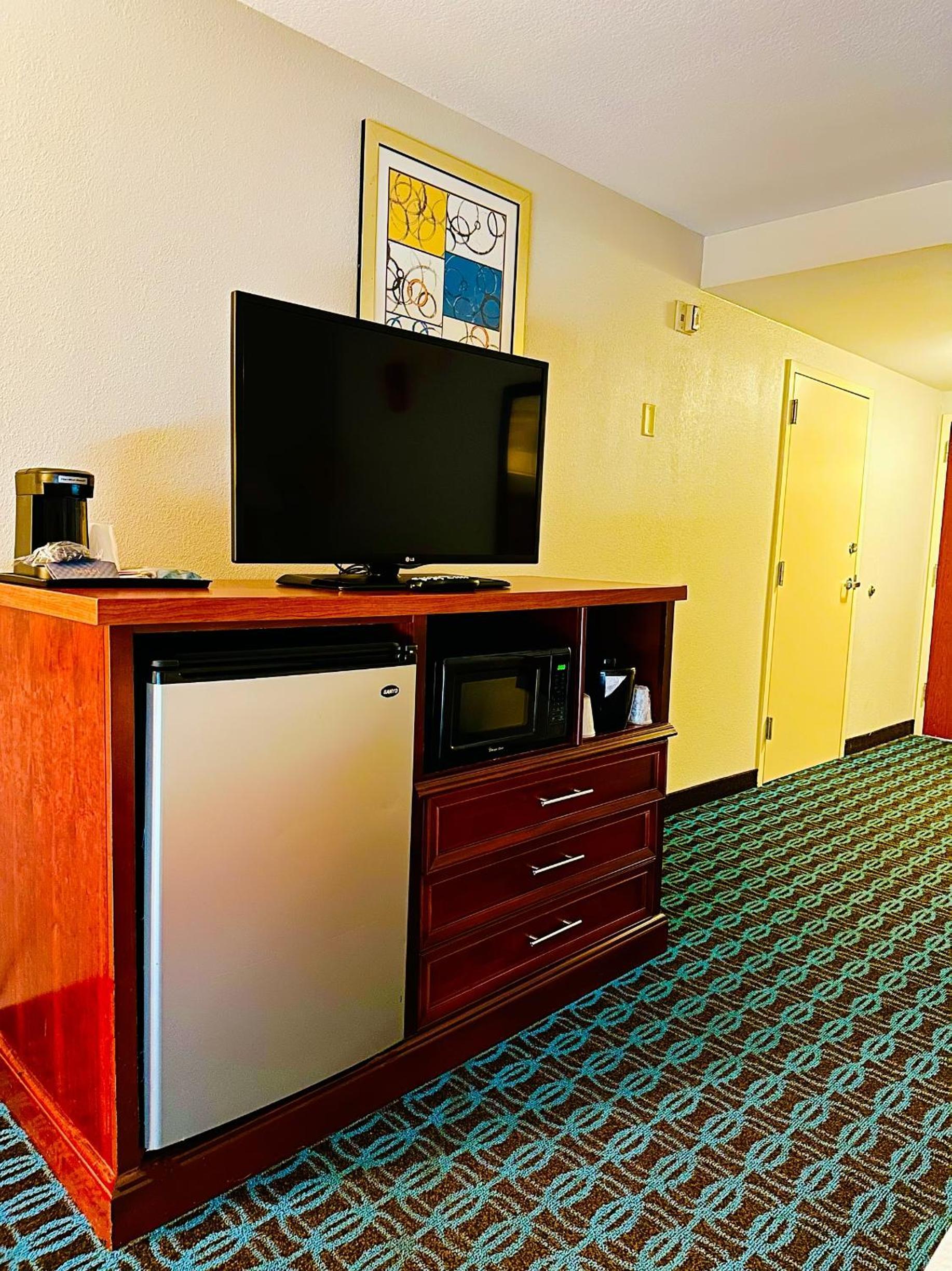 Fairfield Inn & Suites by Marriott Waco North photo 4