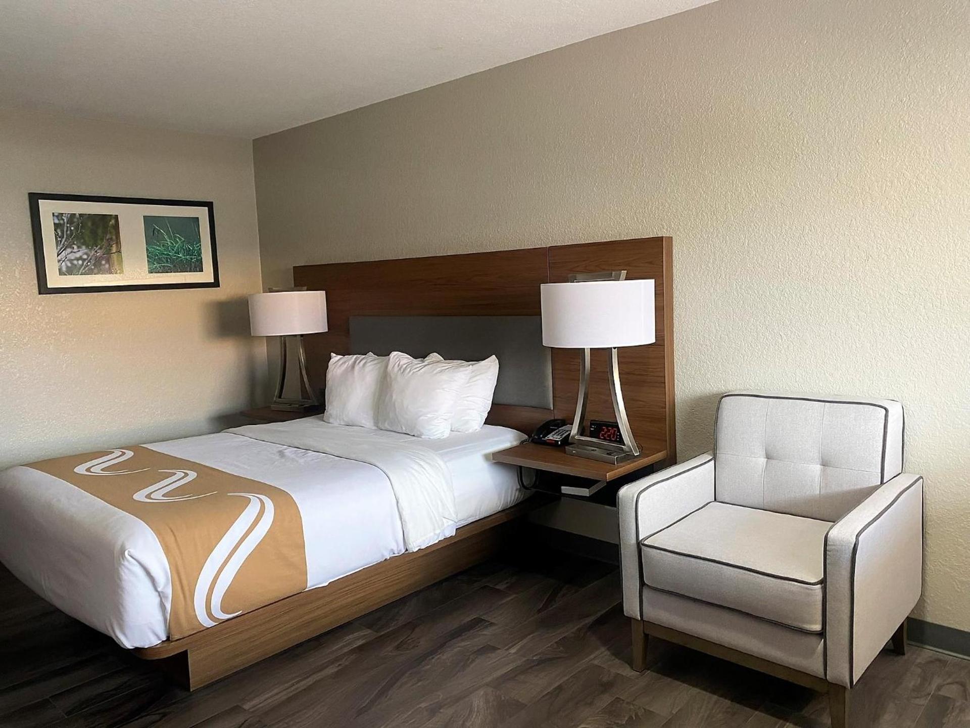 SureStay Plus by Best Western Alamogordo White Sands photo 28