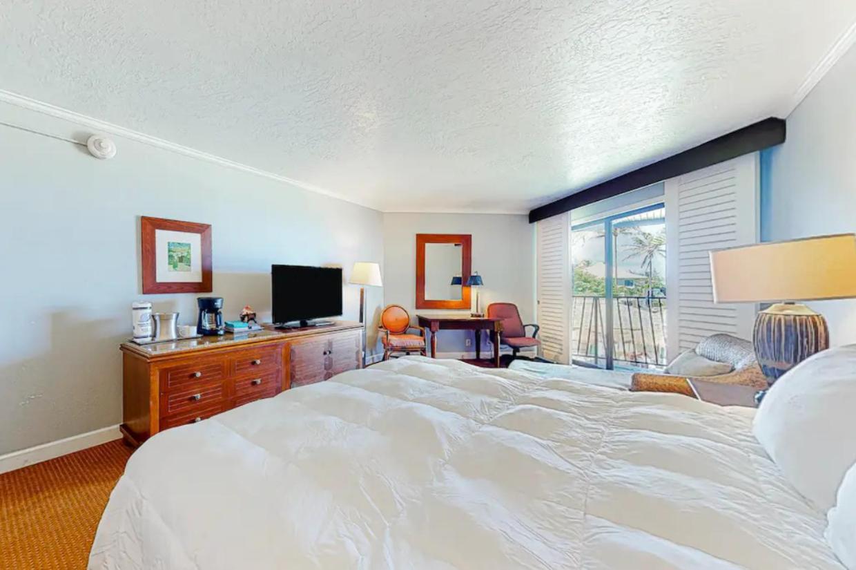 Condos in Kauai Beach Resort photo 7