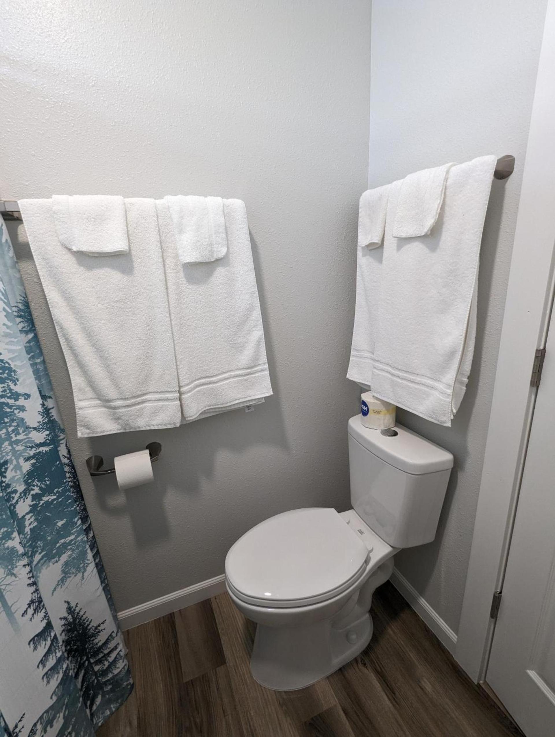 Snowy Mountain Inn photo 16