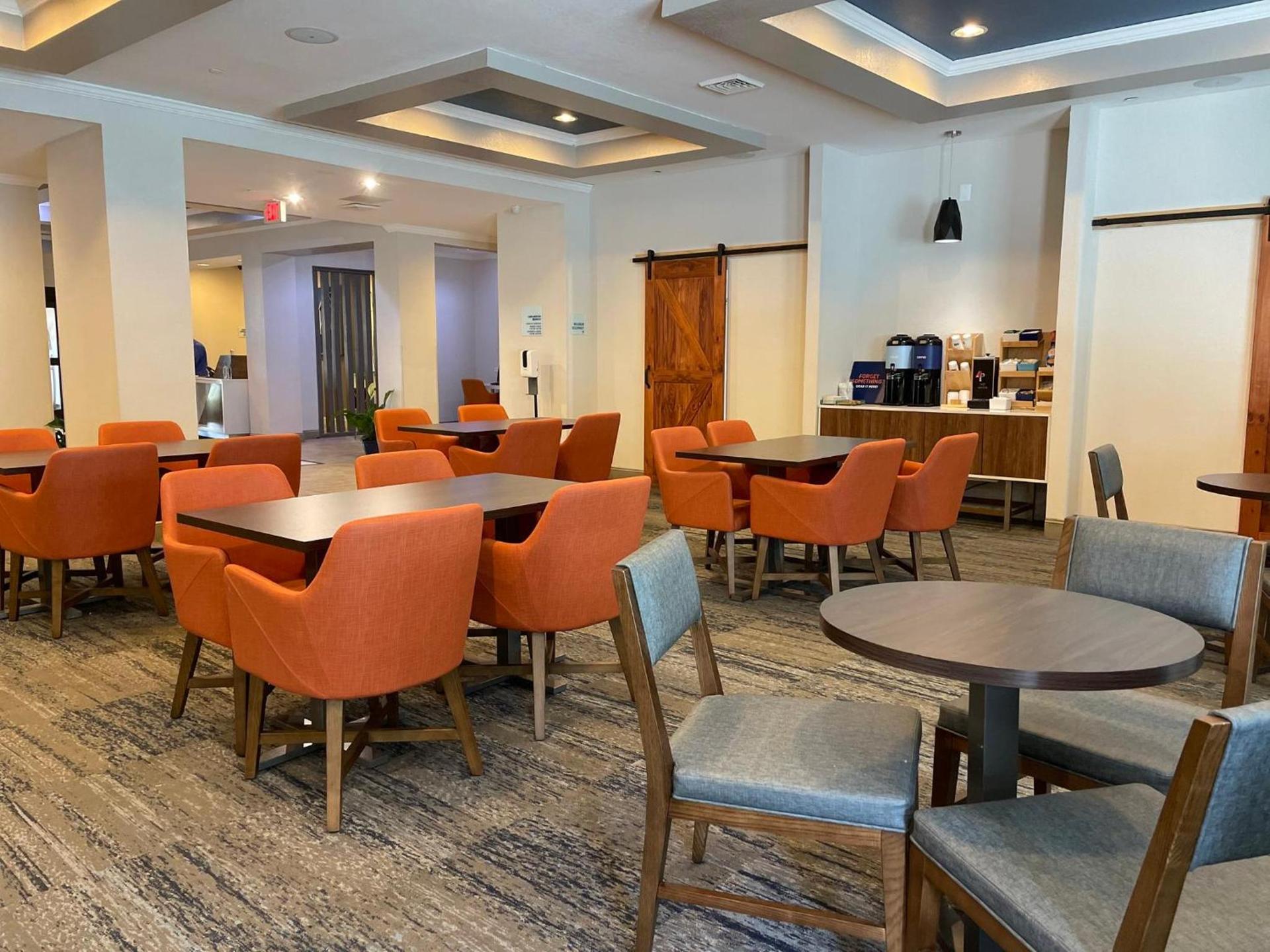 Holiday Inn Express and Suites Montgomery by IHG photo 41