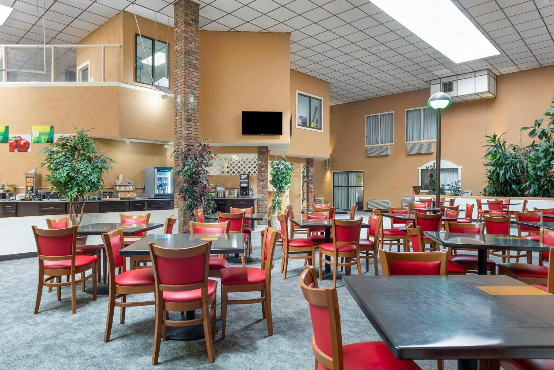 Quality Inn Alamosa photo 15