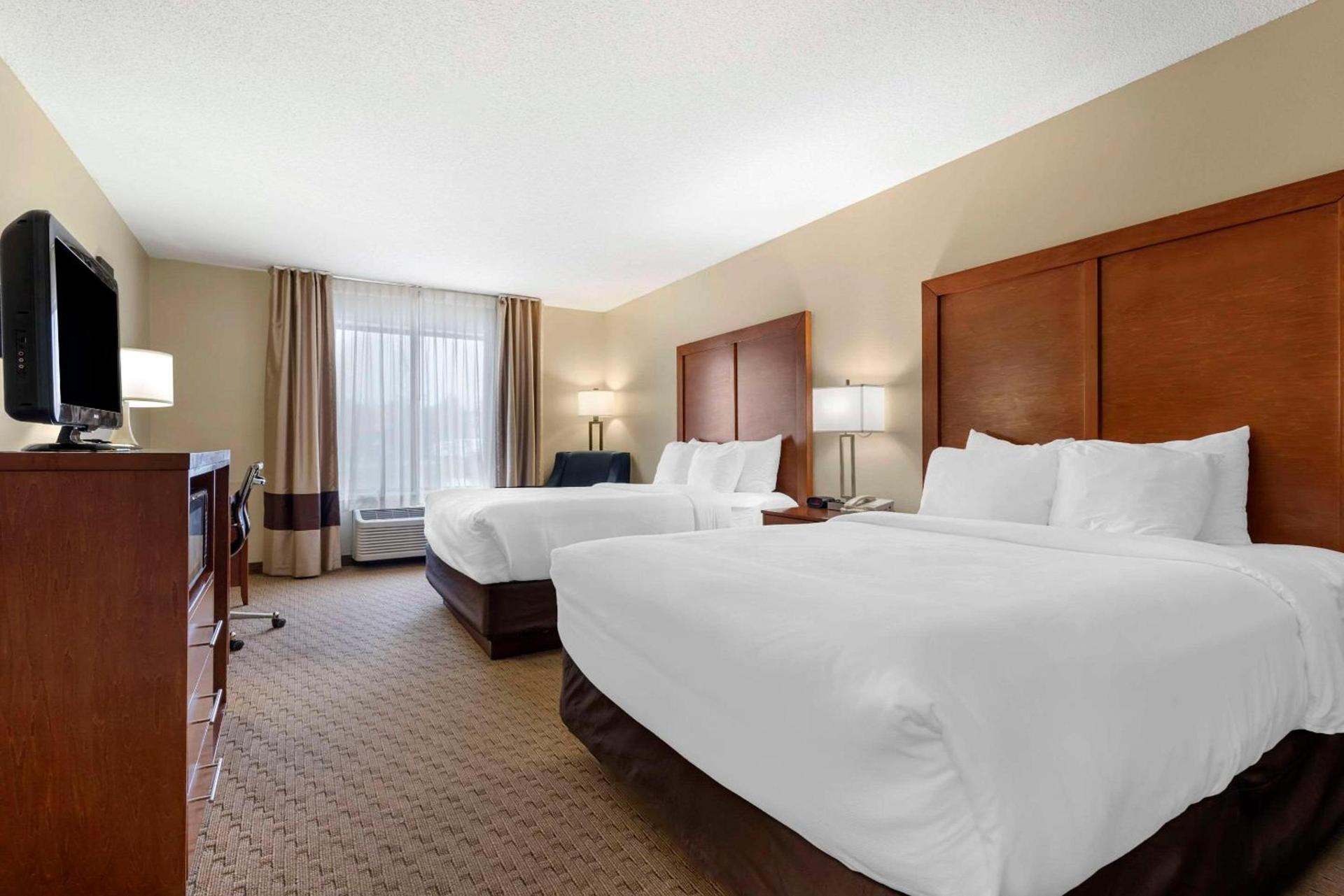 Comfort Inn & Suites Black River Falls I-94 photo 7