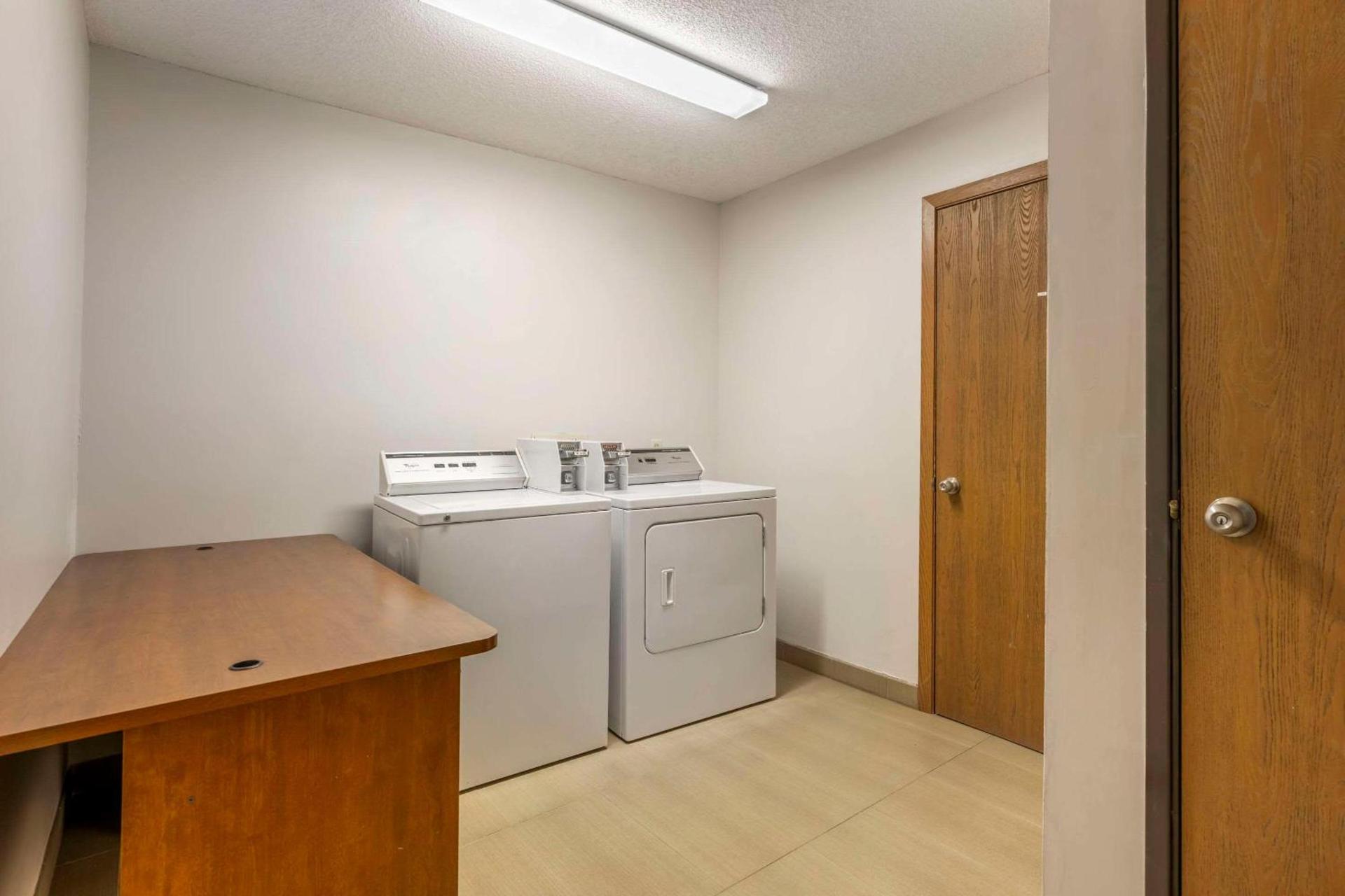 Comfort Inn Hastings photo 39