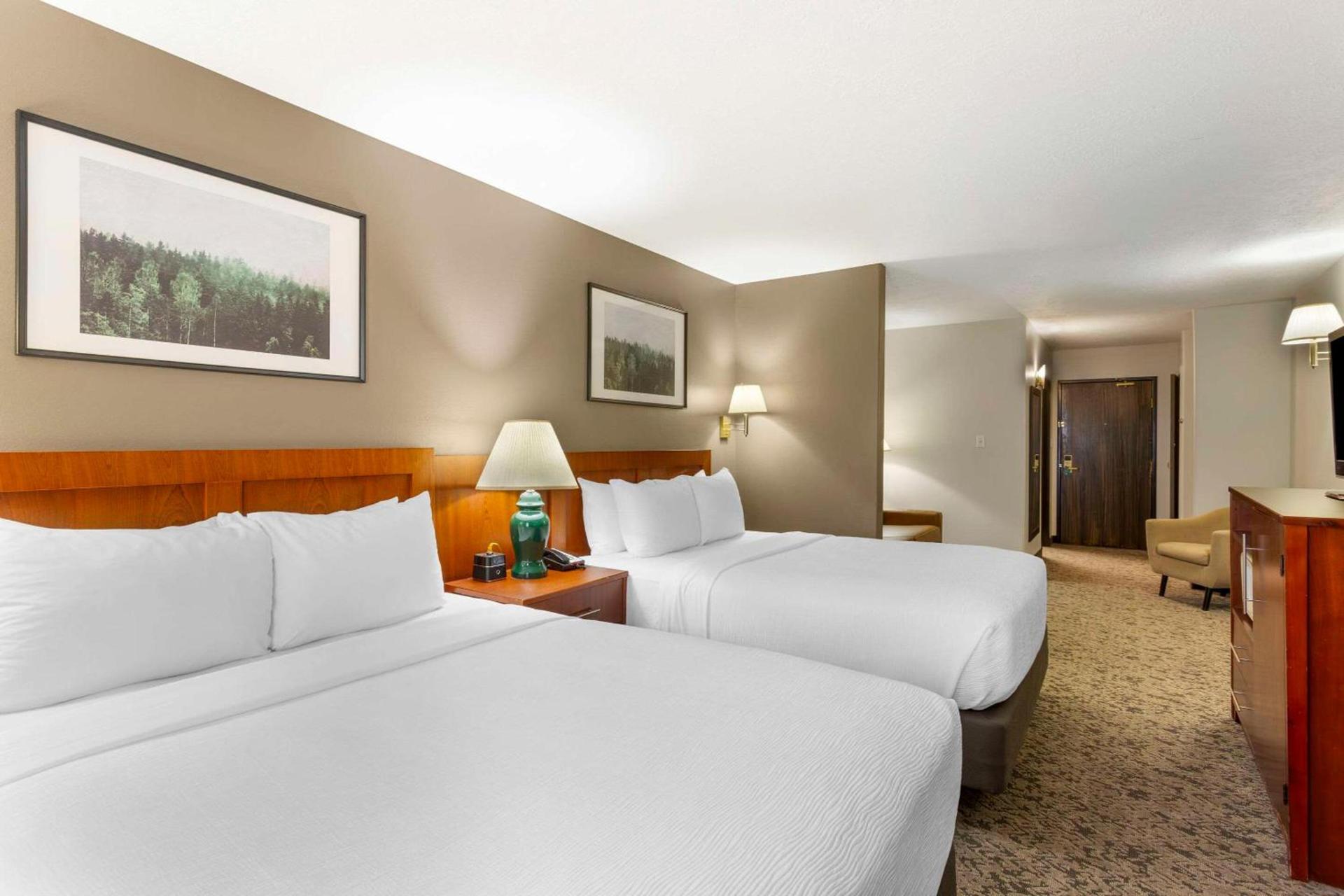 Quality Inn & Suites Fillmore I-15 photo 26