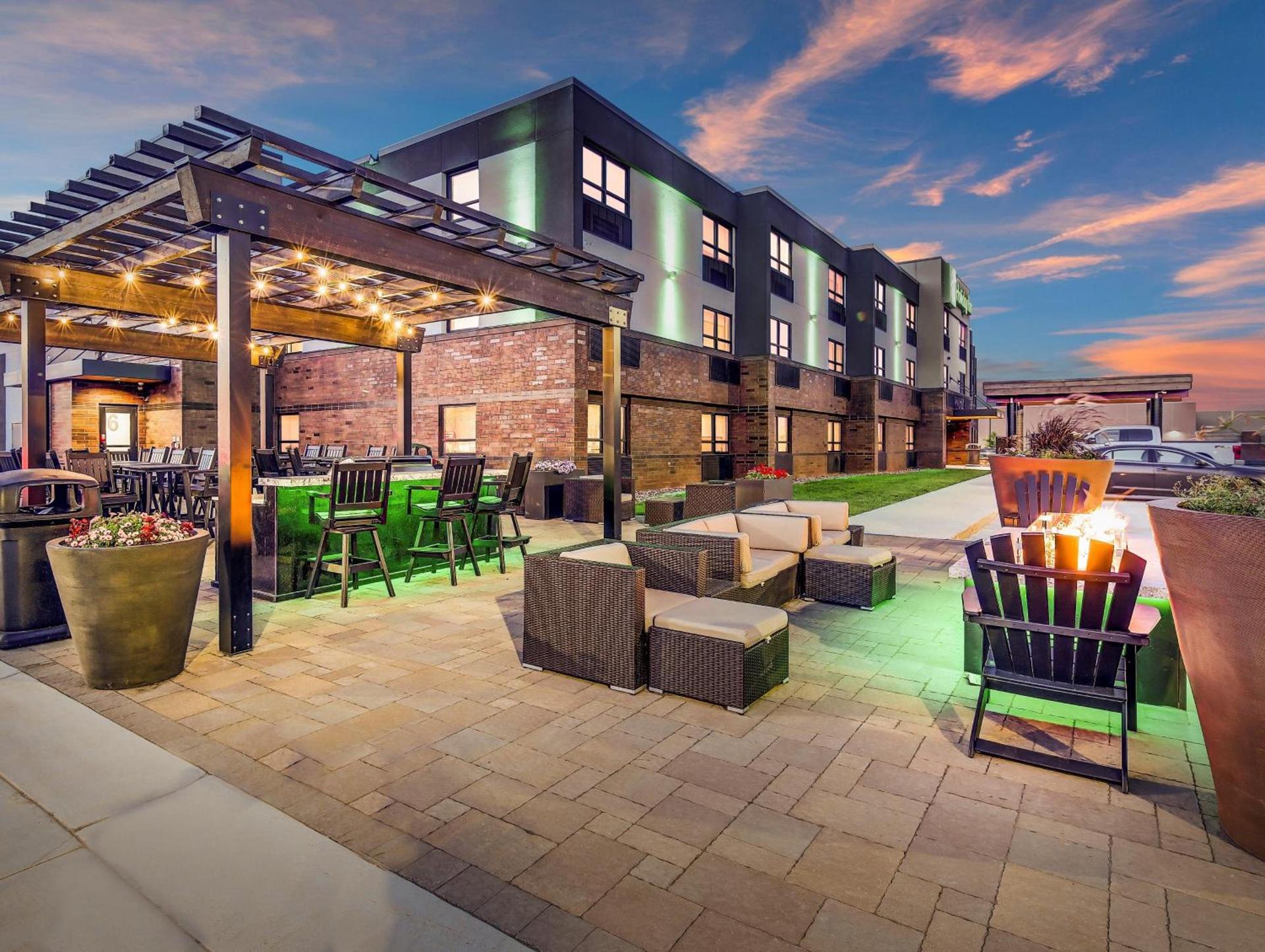 Holiday Inn & Suites St. Cloud by IHG photo 52