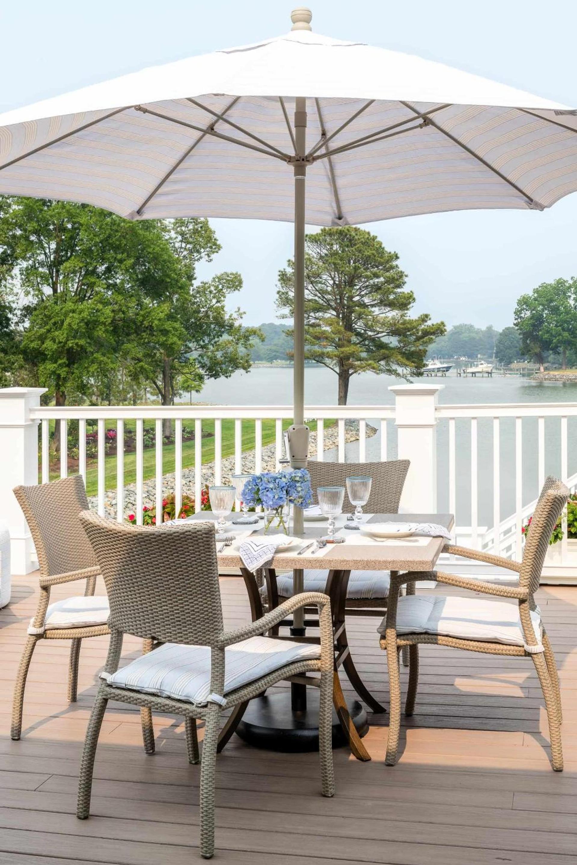 The Oaks Waterfront Hotel photo 25