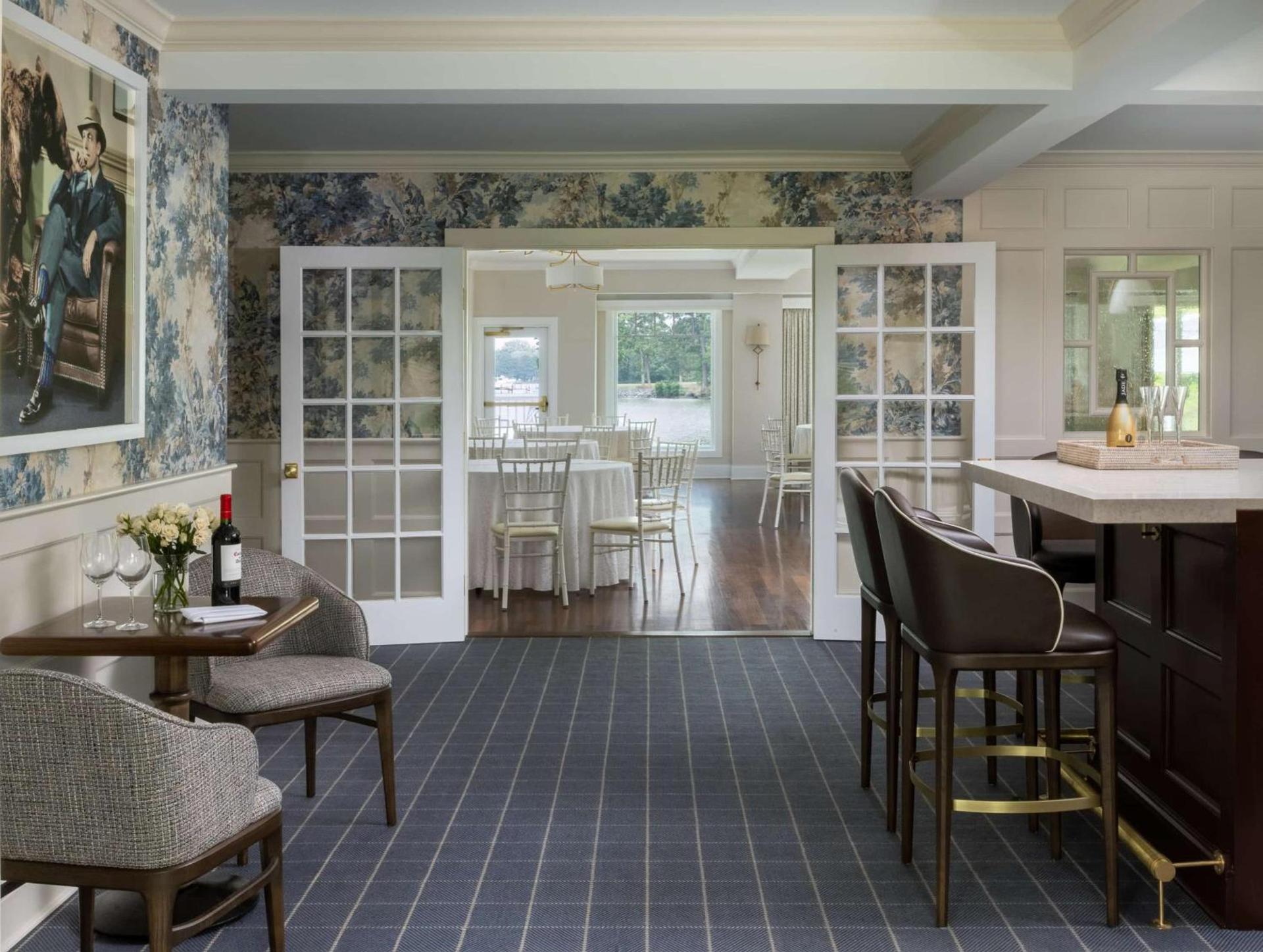 The Oaks Waterfront Hotel photo 28