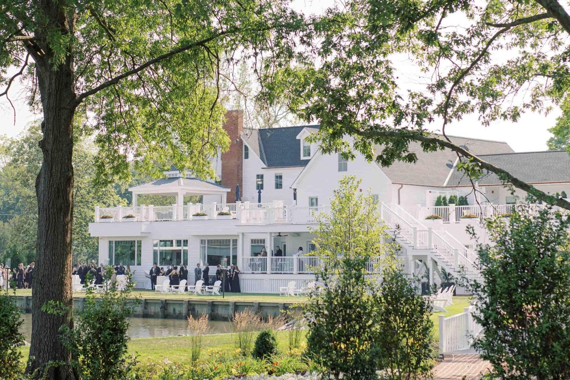 The Oaks Waterfront Hotel photo 30