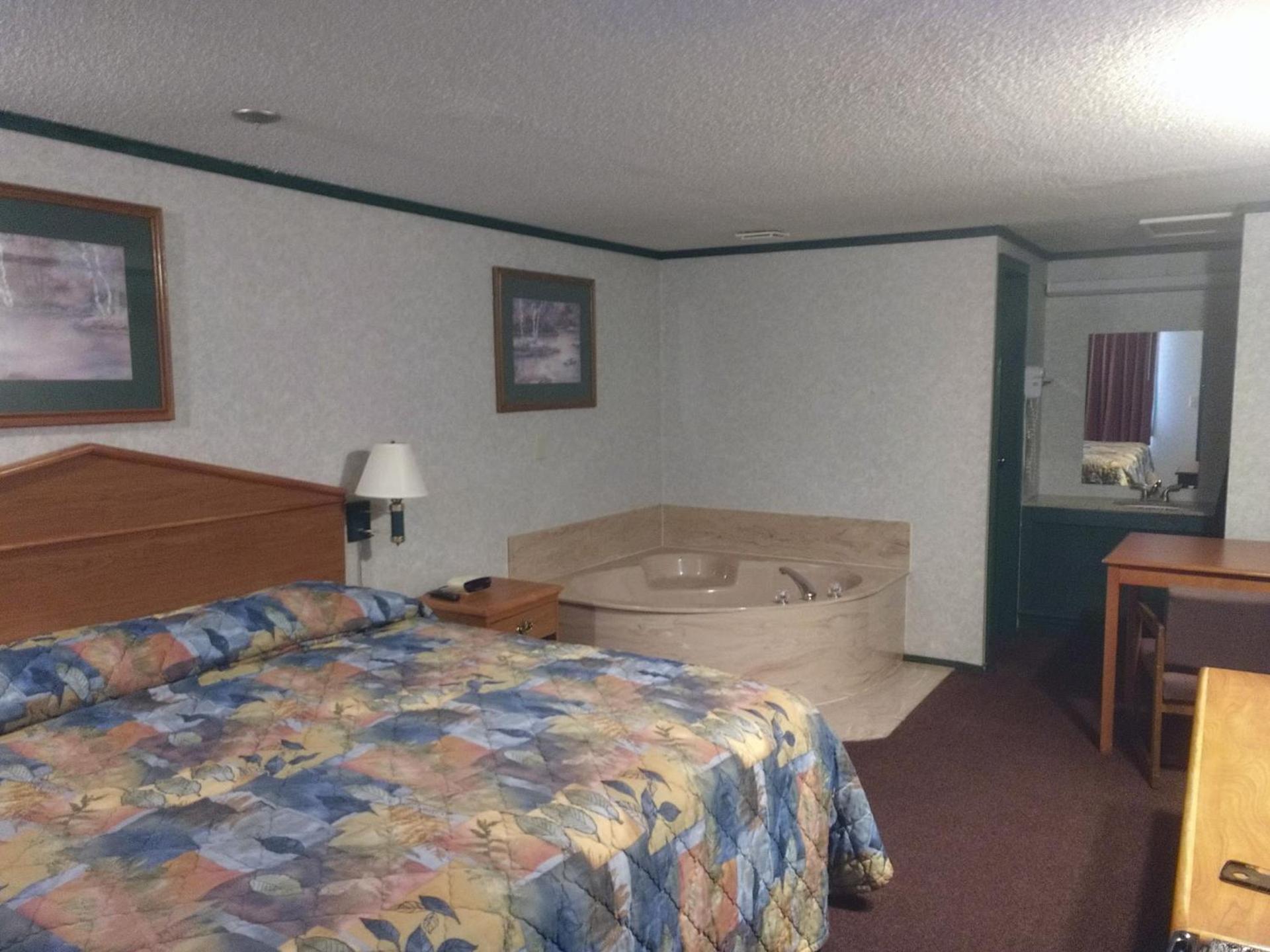Kensington Inn - Howell photo 8