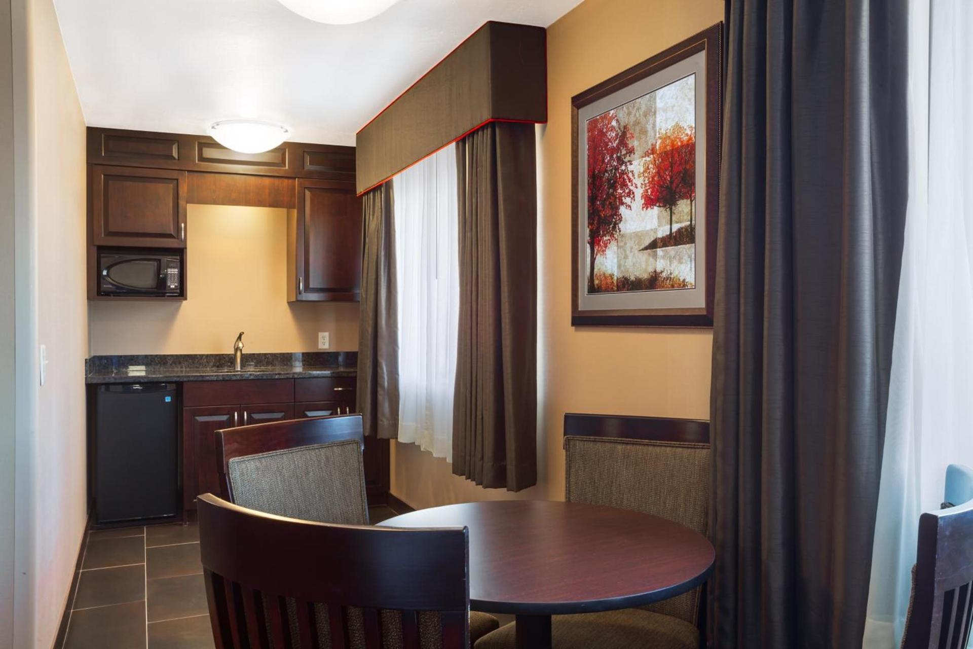 Holiday Inn Express Hotel & Suites Moab by IHG photo 79