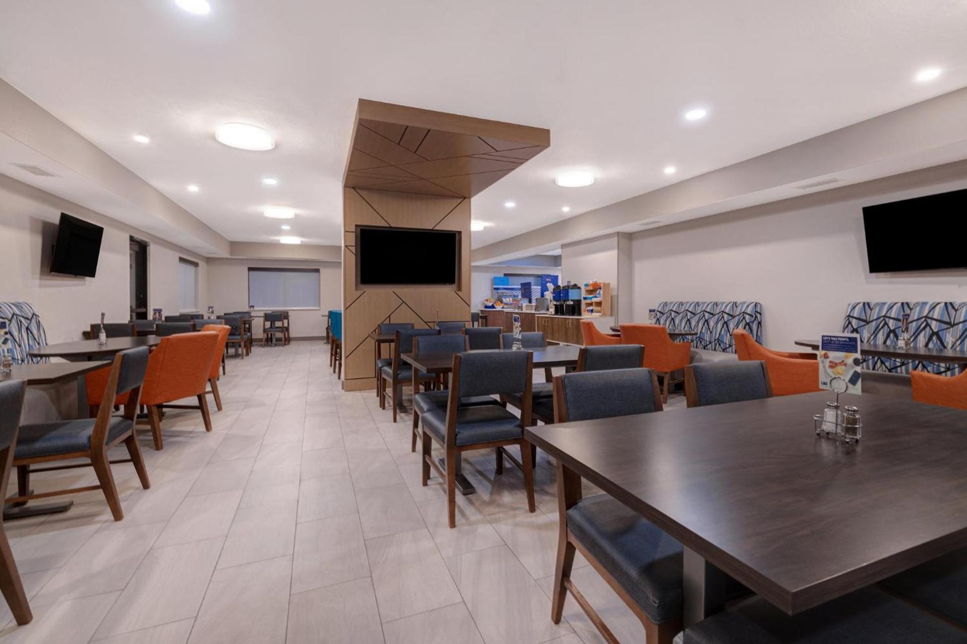 Holiday Inn Express Hotel & Suites Moab by IHG photo 91